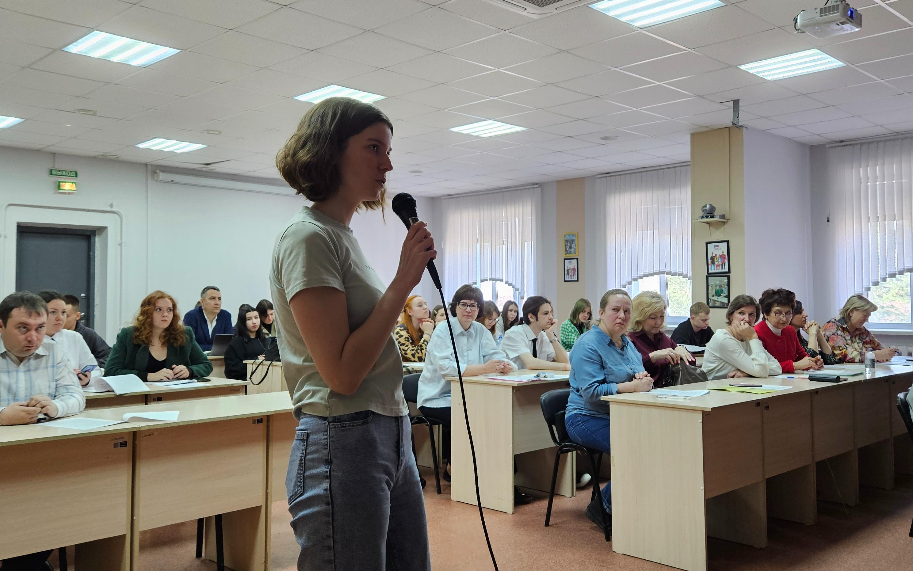 ФОТО к новости: «Новая реальность» в экономике, менеджменте и социальных коммуникациях формируется в НГПУ