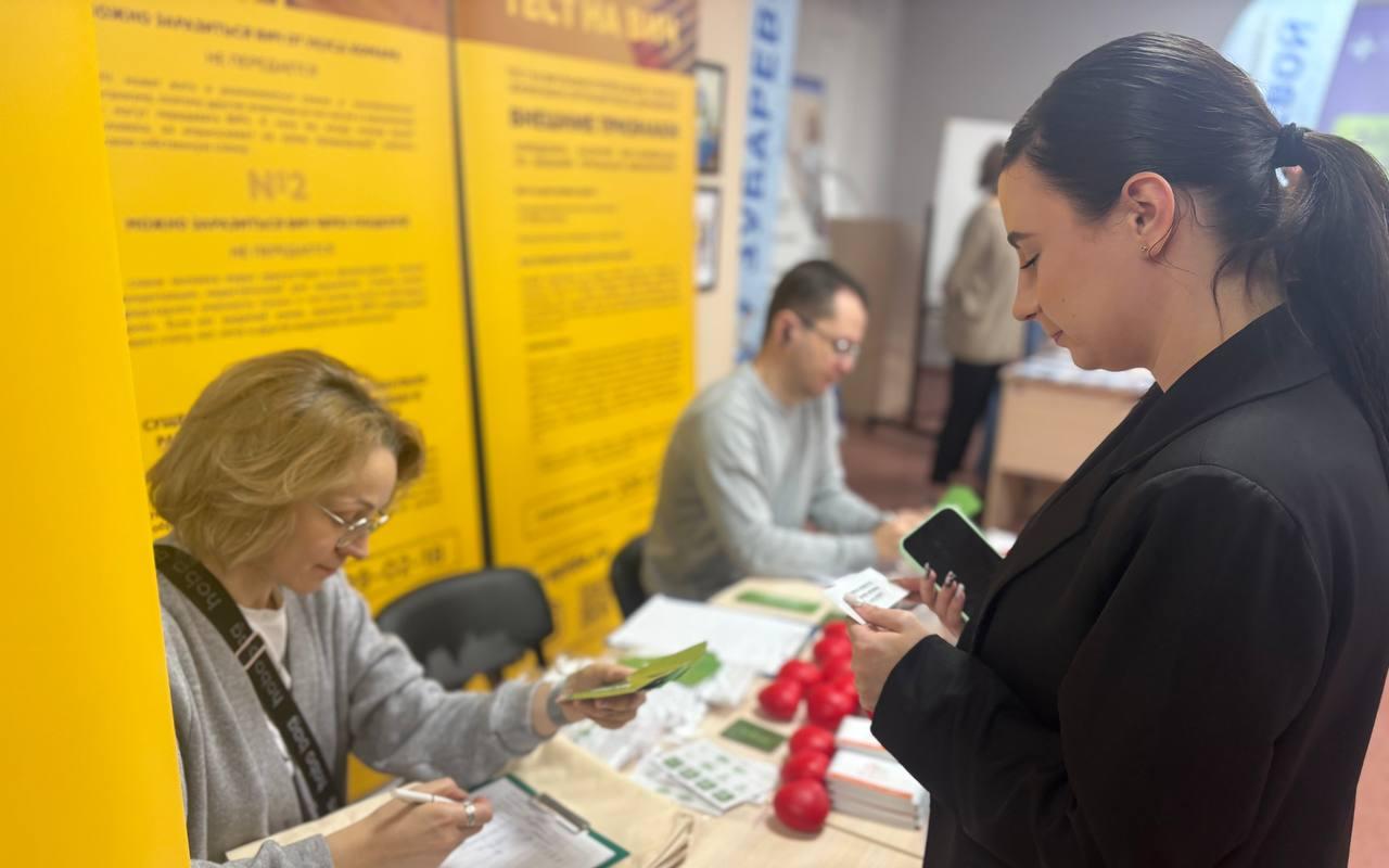 ФОТО к новости: Дневник ПедСибири: в НГПУ прошёл тренинг-марафон полезных привычек