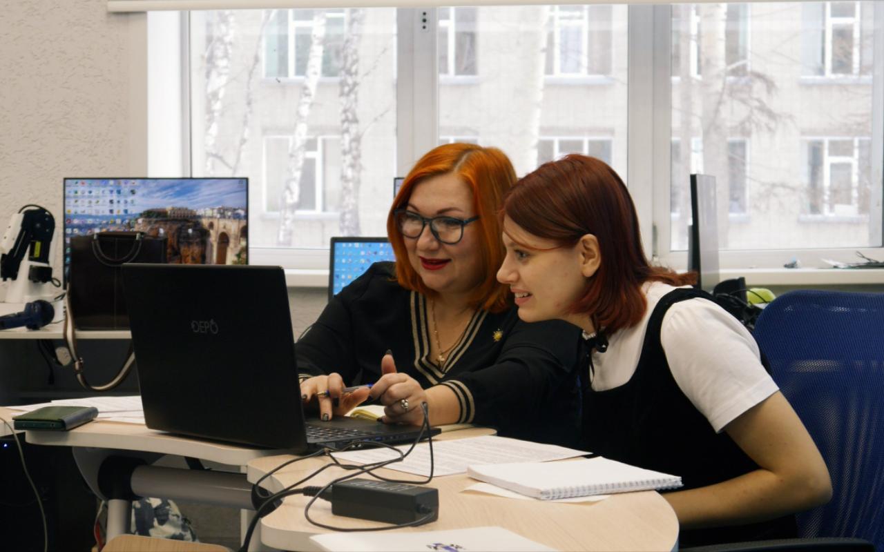 ФОТО к новости: Дневник ПедСибири. Как современные студенты решают мировые проблемы: в НГПУ прошёл финал Педагогической олимпиады