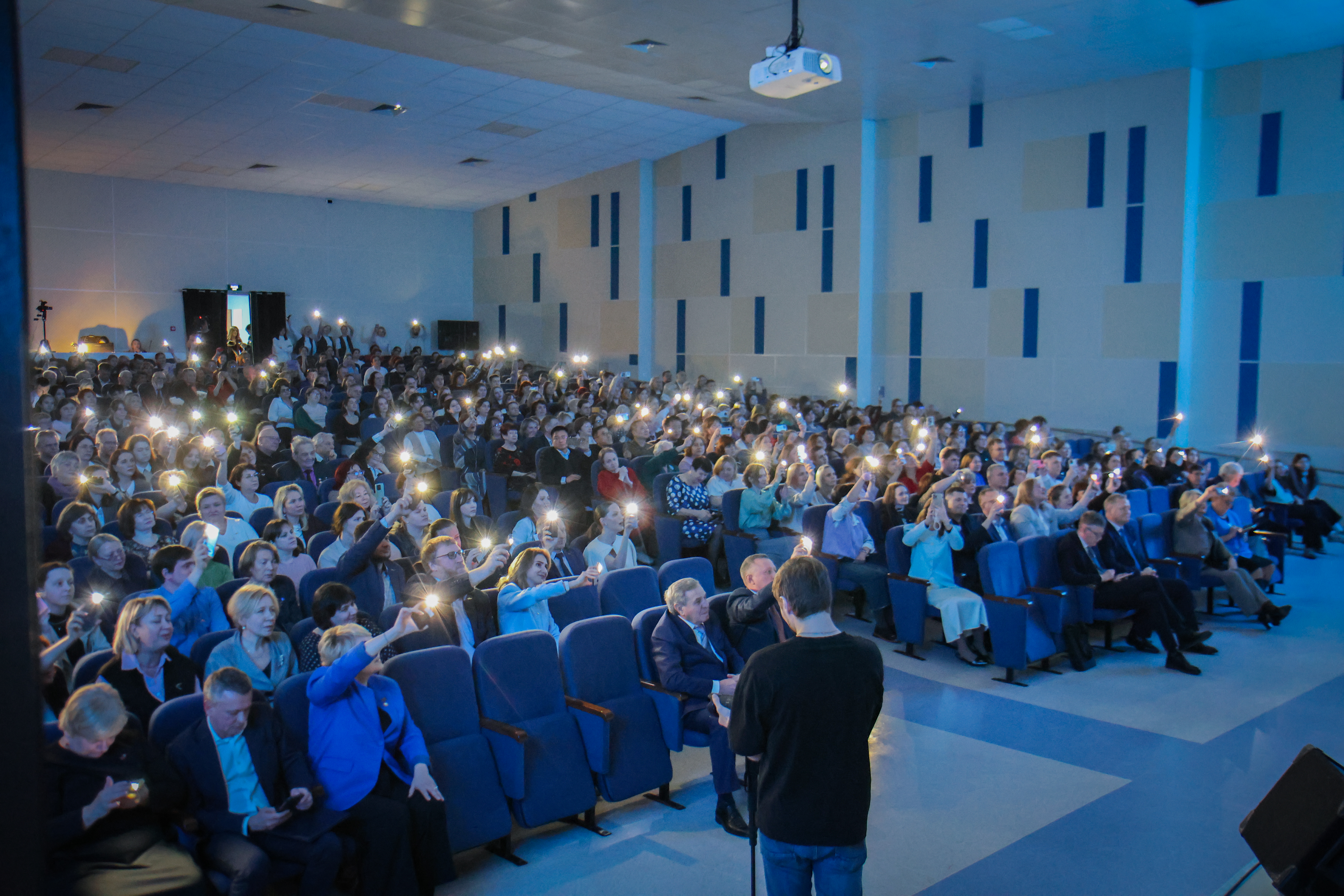 ФОТО к новости: И.о. ректора НГПУ Сергей Александрович Нелюбов: «Формула успеха НГПУ – люди, традиции, инновации»