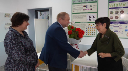 Поздравление с днём учителя Елены Кимовны Зарецкой