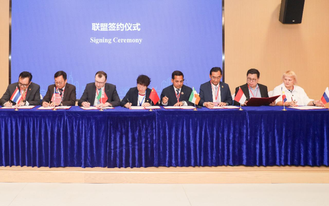 ФОТО к новости: Дюжина лидеров Азии: НГПУ присоединился к Консорциуму вузов азиатского региона 