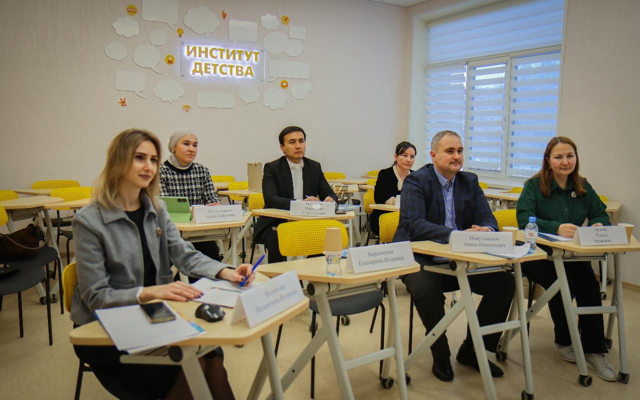 Дневник ПедСибири. В НГПУ обсудили будущее подготовки учителей начальной школы: международный семинар объединил экспертов России, Беларуси, Узбекистана и Кыргызстана