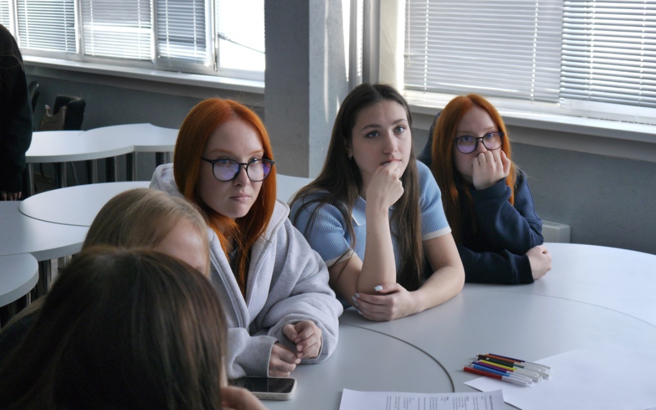 ФОТО к новости: В ИФиМ НГПУ прошла встреча с будущими абитуриентами