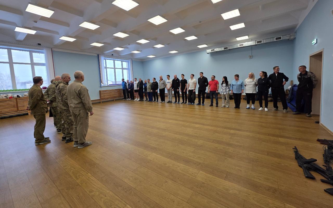 ФОТО к новости: Дневник ПедСибири: физподготовка в «Русском стиле»