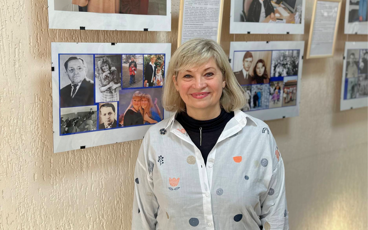 ФОТО к новости: В НГПУ открылась фотовыставка Павла Мирошникова «Династии»