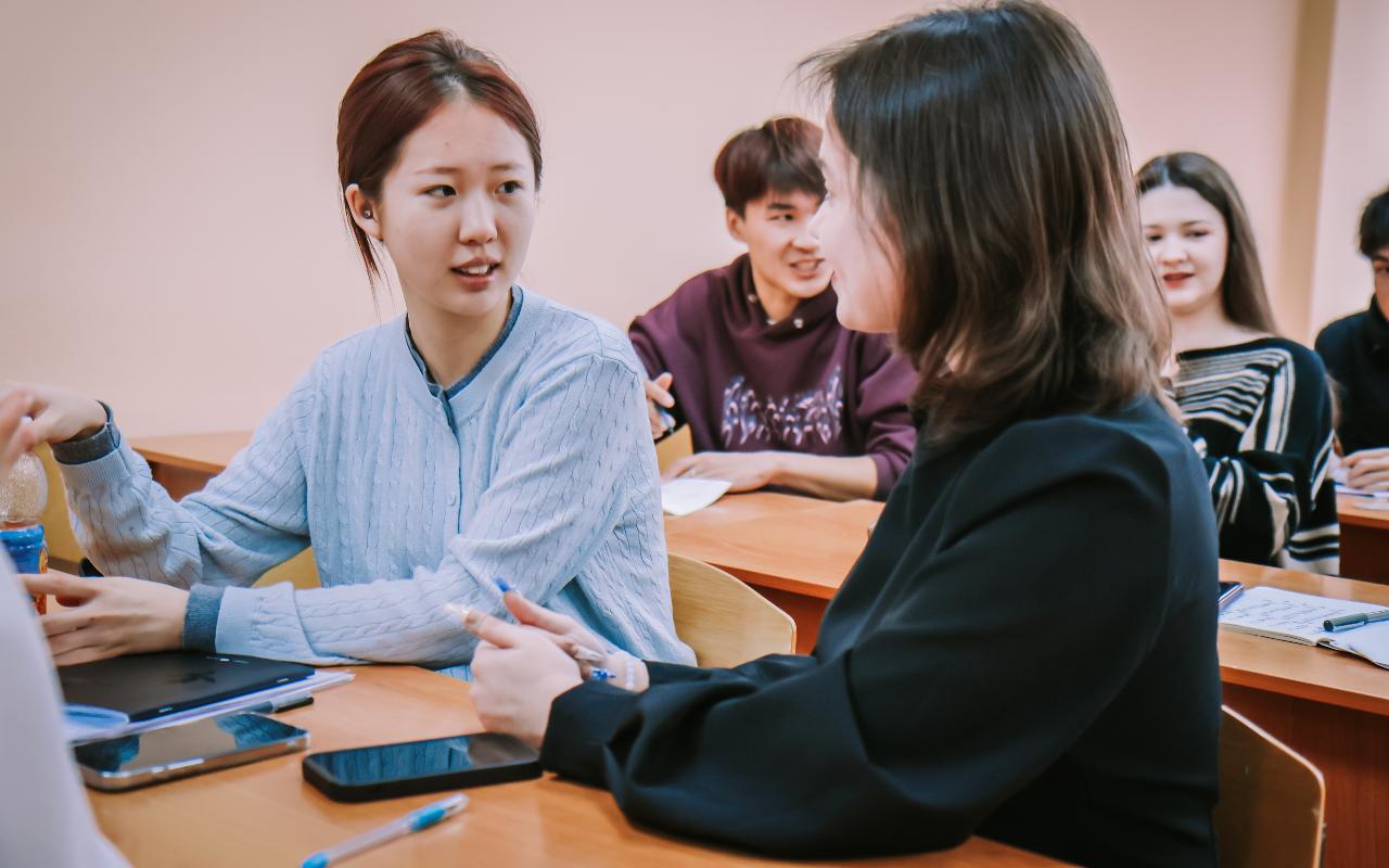 ФОТО к новости: Российско-китайский обмен: студенты НГПУ и Шаньдунского спортивного университета осваивают языки и боевые искусства