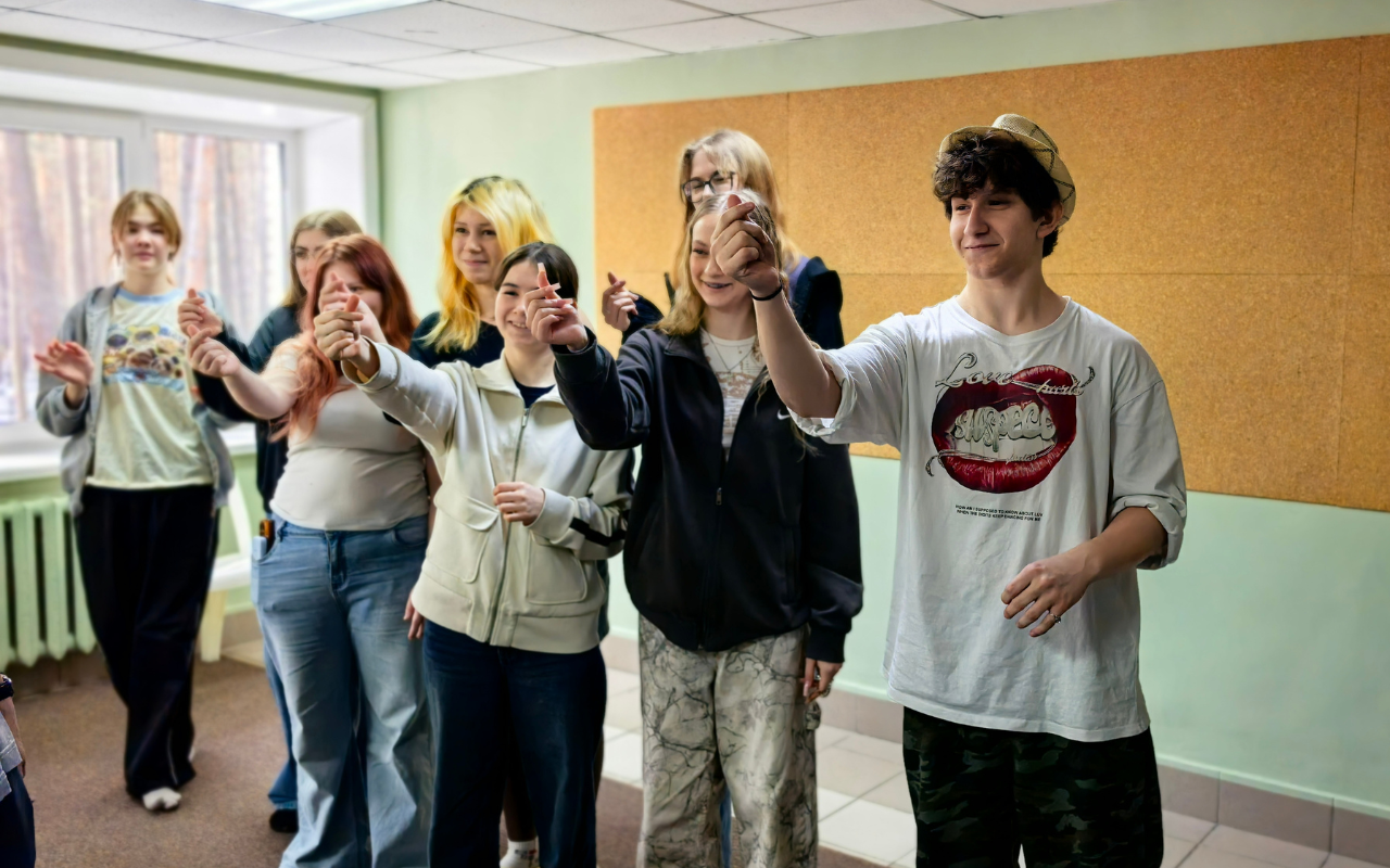 ФОТО к новости: День НГПУ на смене «Педагогические горизонты»: школьники погрузились в профессию педагога