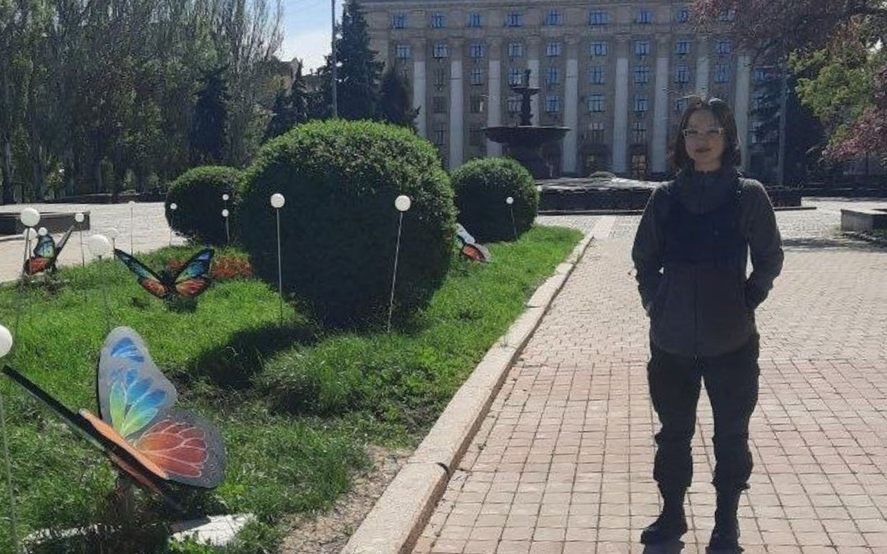 ФОТО к новости: Магистрантка НГПУ Екатерина Дугур-Сюрюн удостоена госнаграды за гуманитарную помощь инвалидам по слуху в ДНР