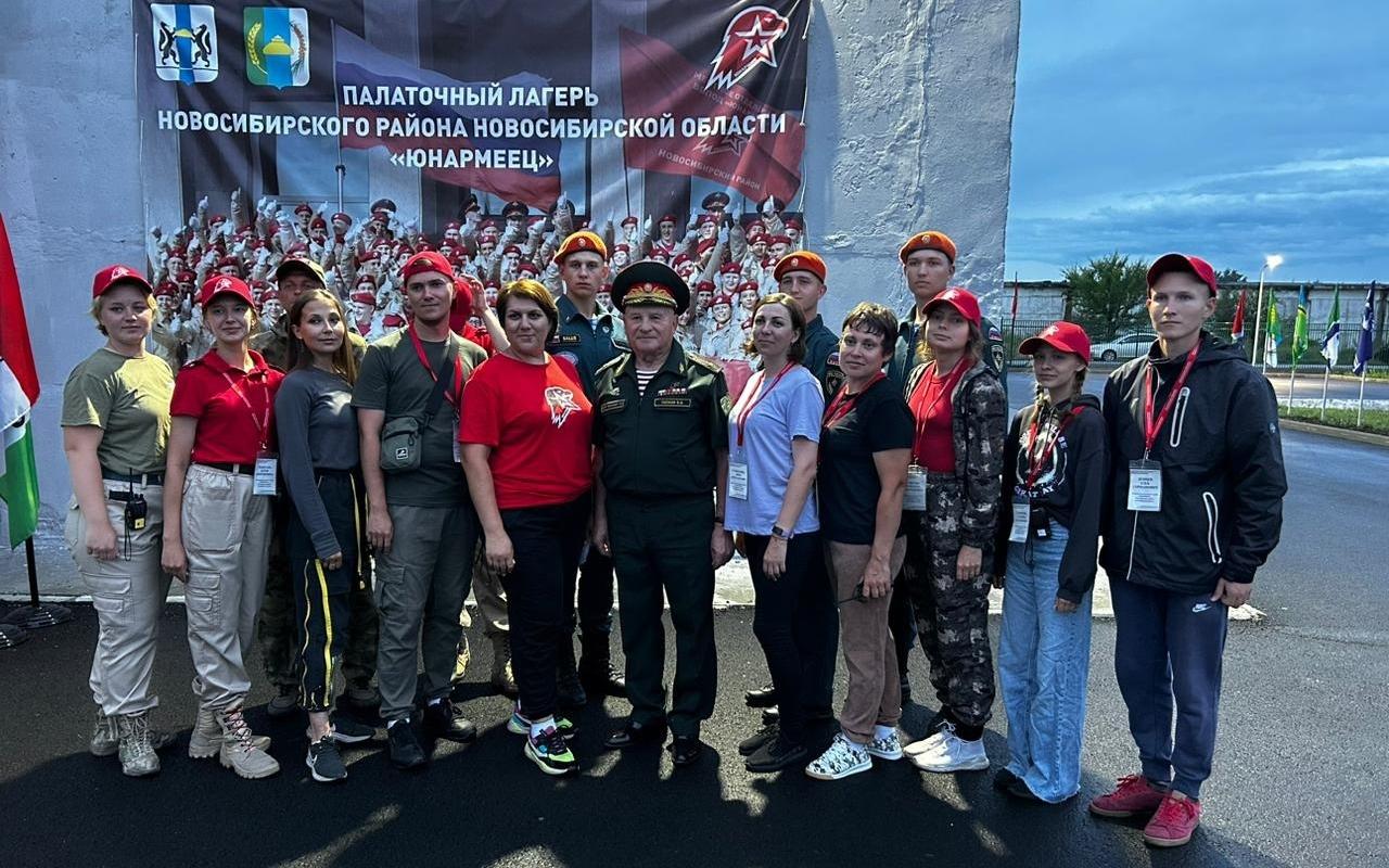 ФОТО к новости: Лагерь на полигоне: спасательный отряд НГПУ вернулся с профильной смены «Юнармии»
