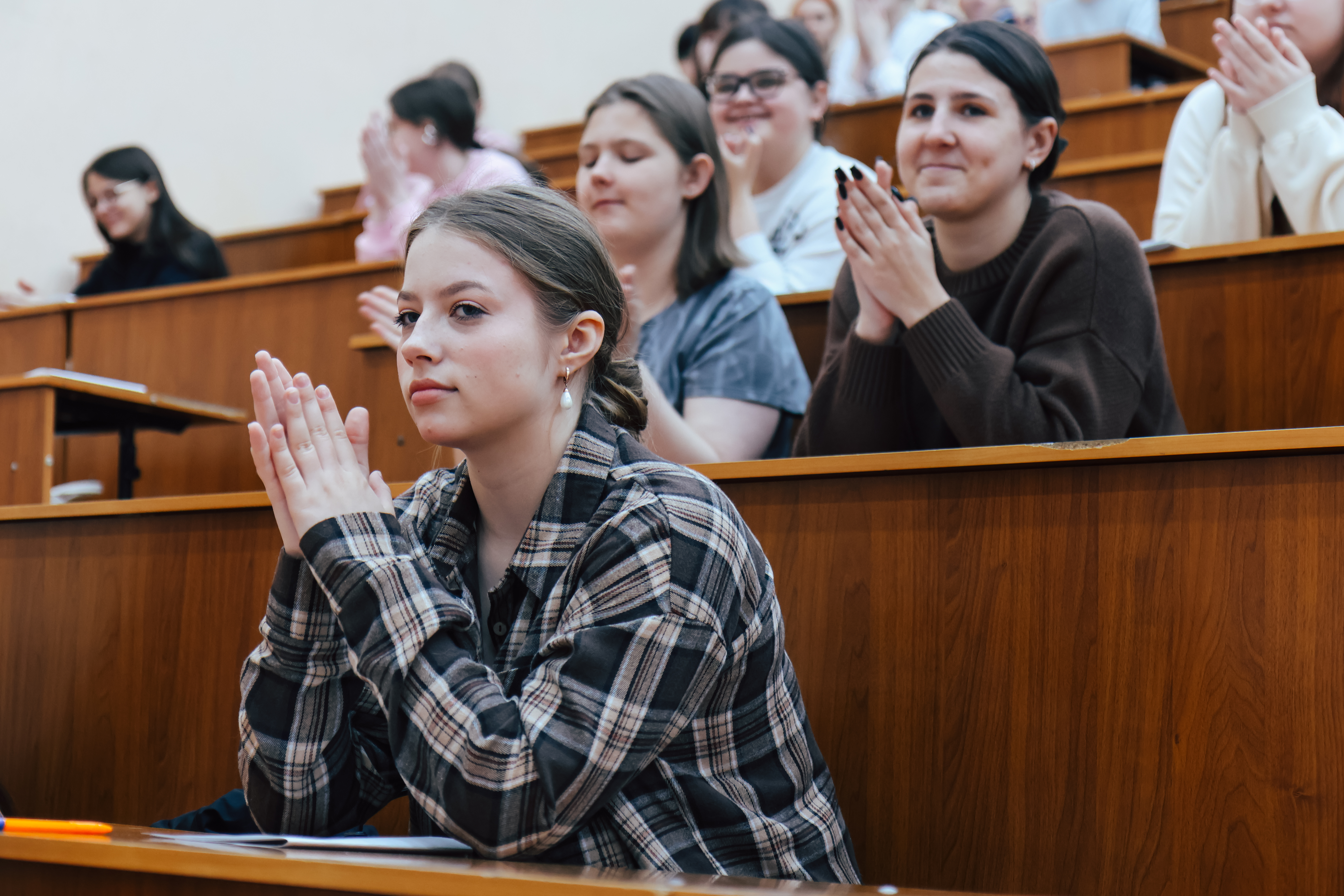 ФОТО к новости: В НГПУ прошла Межвузовская студенческая олимпиада по математике для нематематических специальностей