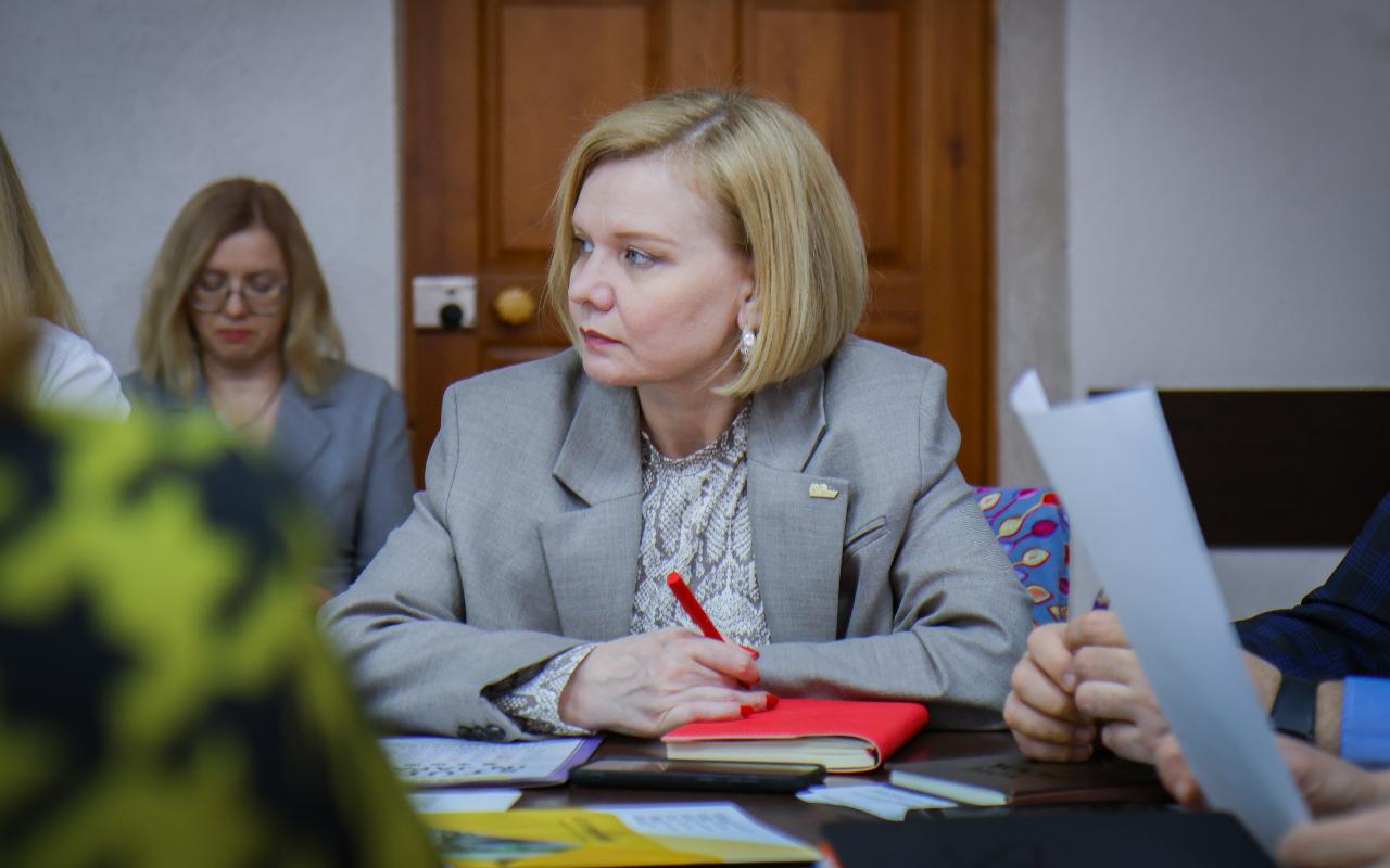 ФОТО к новости: НГПУ выстраивает «образовательный мост» с Китаем: в университете подвели итоги участия в China Education Expo-Beijing 2025