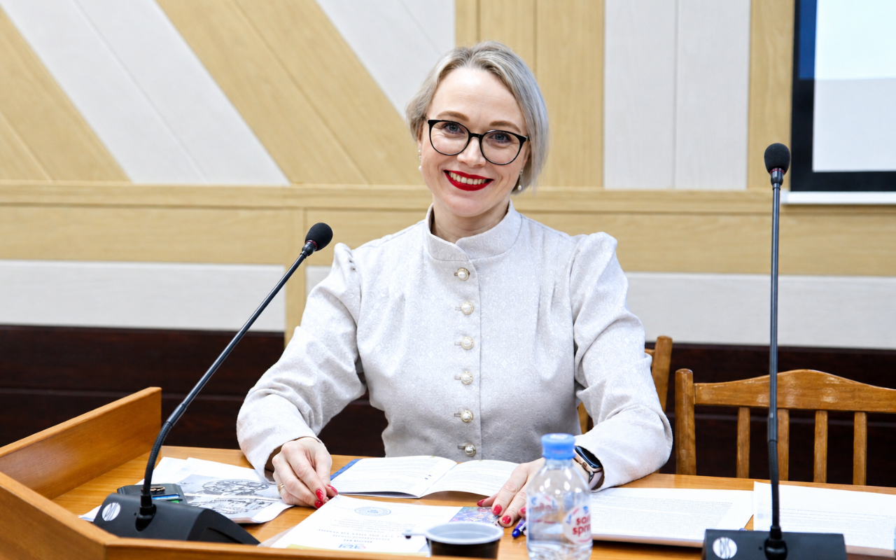 ФОТО к новости: Куда поступать, если тянет к творчеству и педагогике: в ИКиМП НГПУ рассказали об особенностях приема