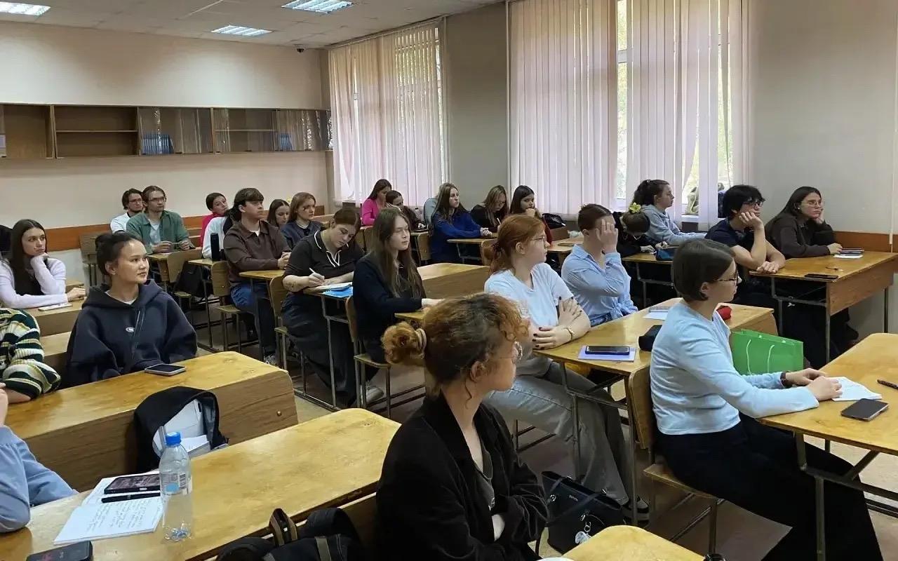 ФОТО к новости: Быть старостой - значит быть лидером!