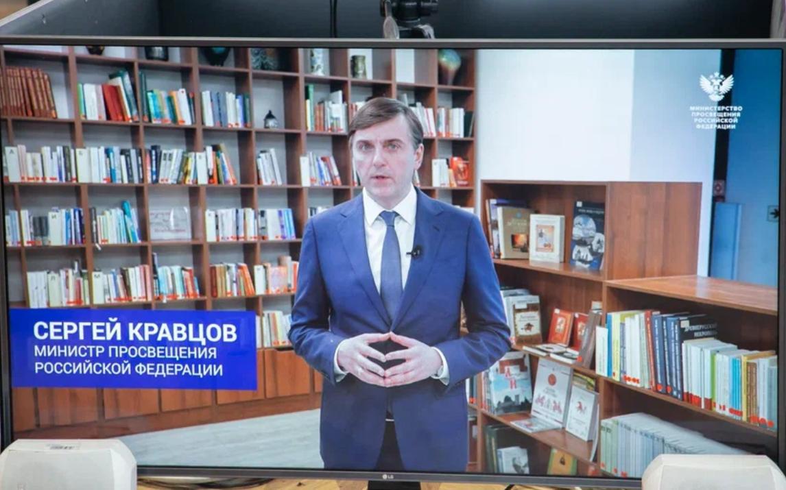 ФОТО к новости: Ректор Сергей Александрович Нелюбов: «Мы уделяем колоссальное внимание не только академическим знаниям, но и воспитательной работе»