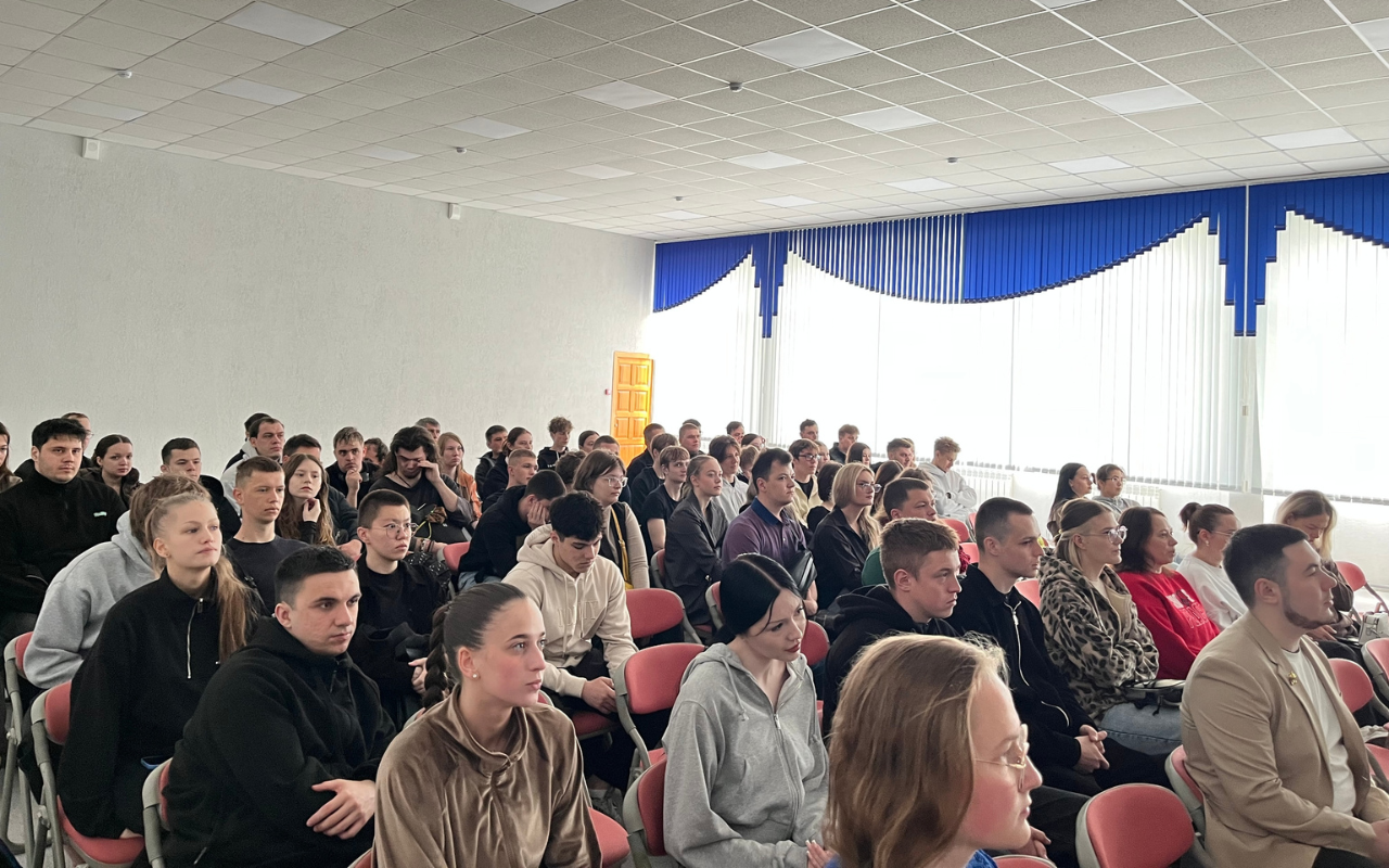 ФОТО к новости: В НГПУ прошла встреча, посвященная подвигам спортсменов в годы Великой Отечественной войны