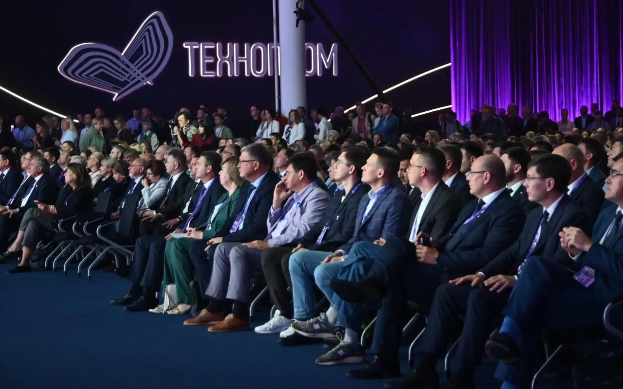 ФОТО к новости: Ректор НГПУ Сергей Нелюбов: «Развитие науки в НГПУ должно ориентироваться на потребности региона и России в целом»