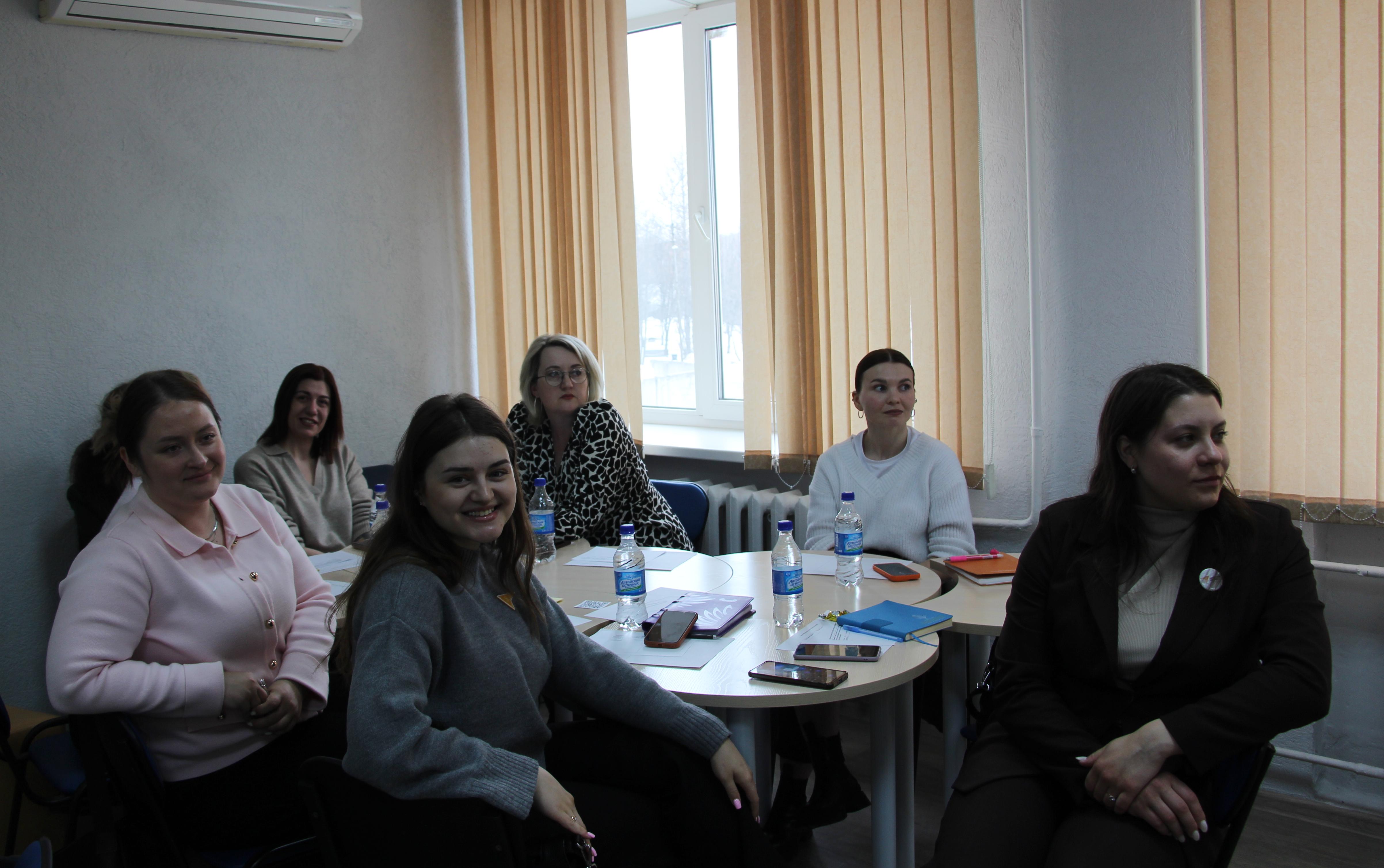 ФОТО к новости: В НГПУ началось обучение советников директора из школ Новосибирска и области