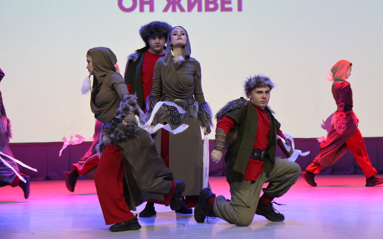 ФОТО к новости: В ИИГСО НГПУ прошёл Международный фестиваль восточных культур «Праздник весны: с Востока на Запад»