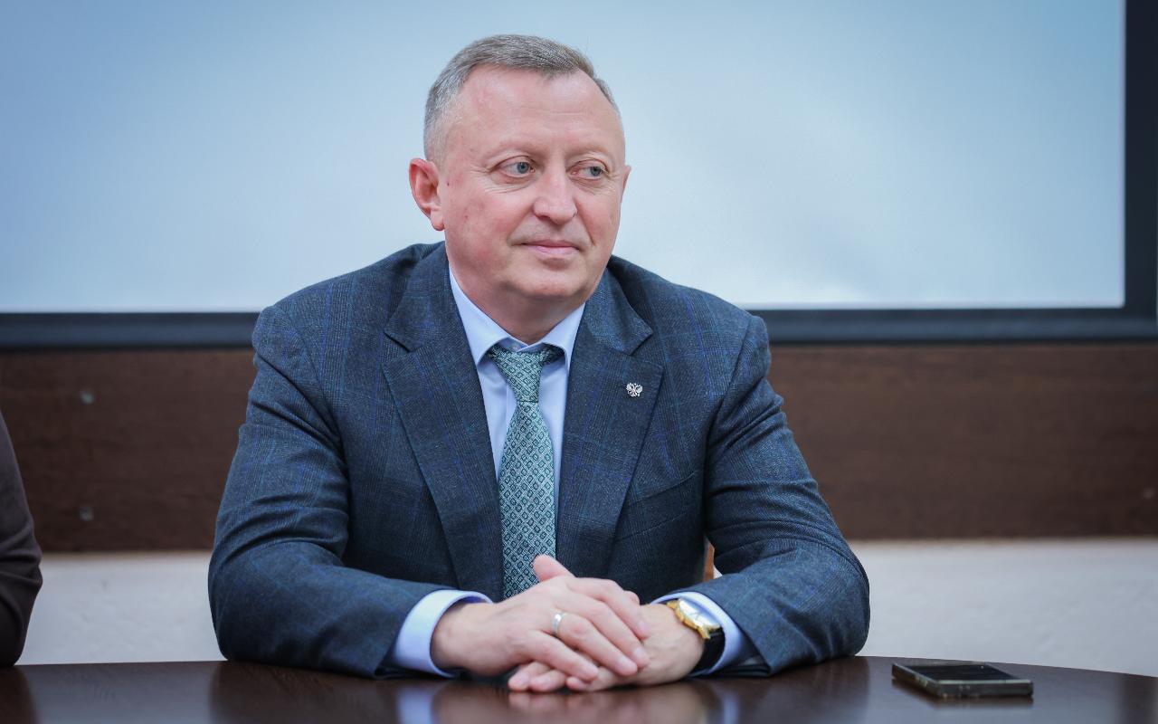 Диалог с активом: в НГПУ обсудили итоги студенческого года и идеи на 2026-й