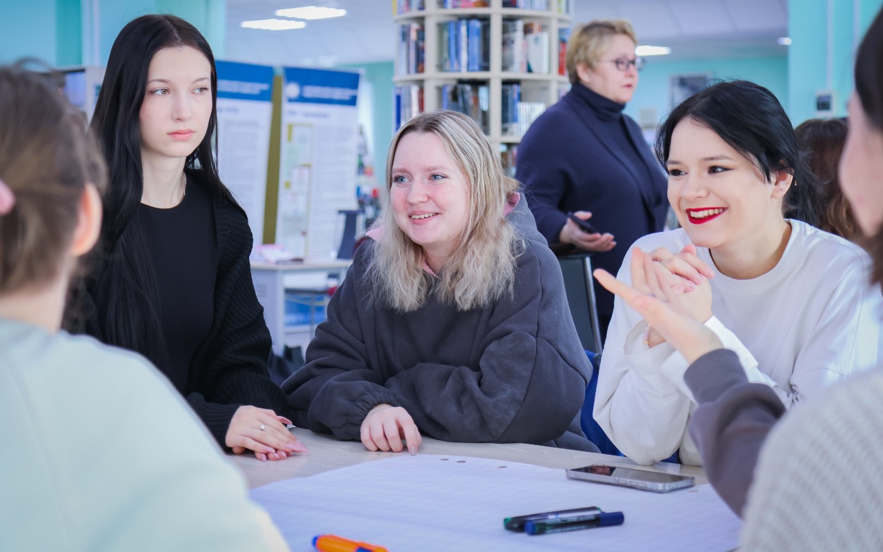 ФОТО к новости: В НГПУ дали старт международной конференции к 15-летию Института детства и открыли Год дошкольного образования 