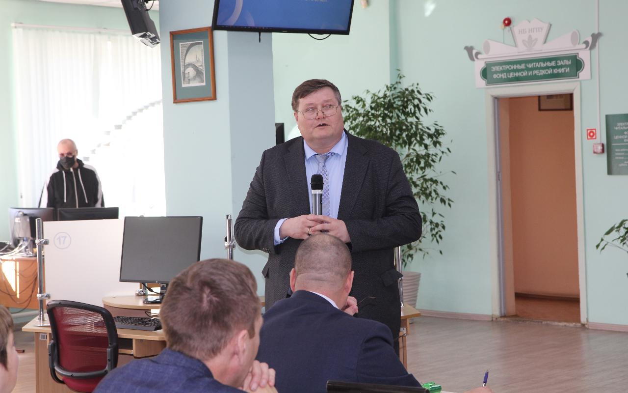 ФОТО к новости: Взаимодействие расширяется: НГПУ и Усть-Таркский район подписали соглашение о сотрудничестве