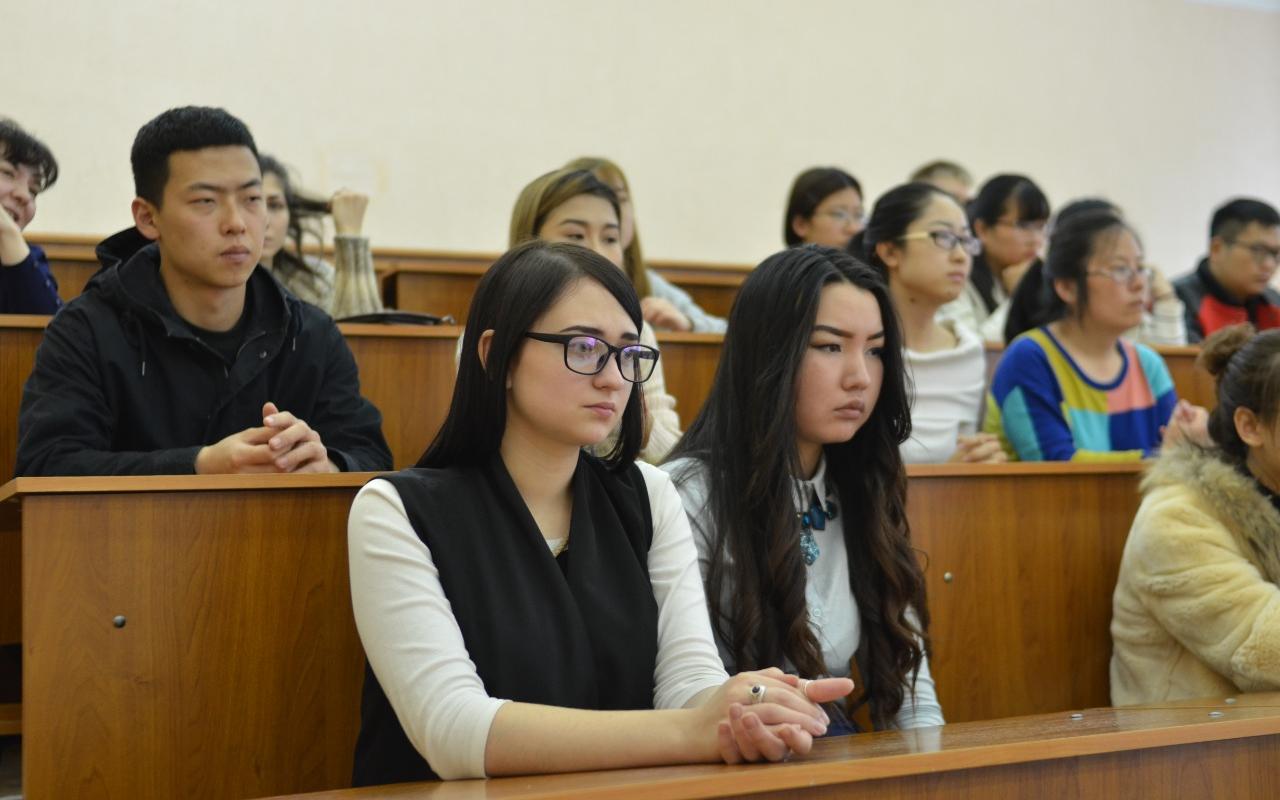 ФОТО к новости: Иностранным студентам разрешен въезд в Россию