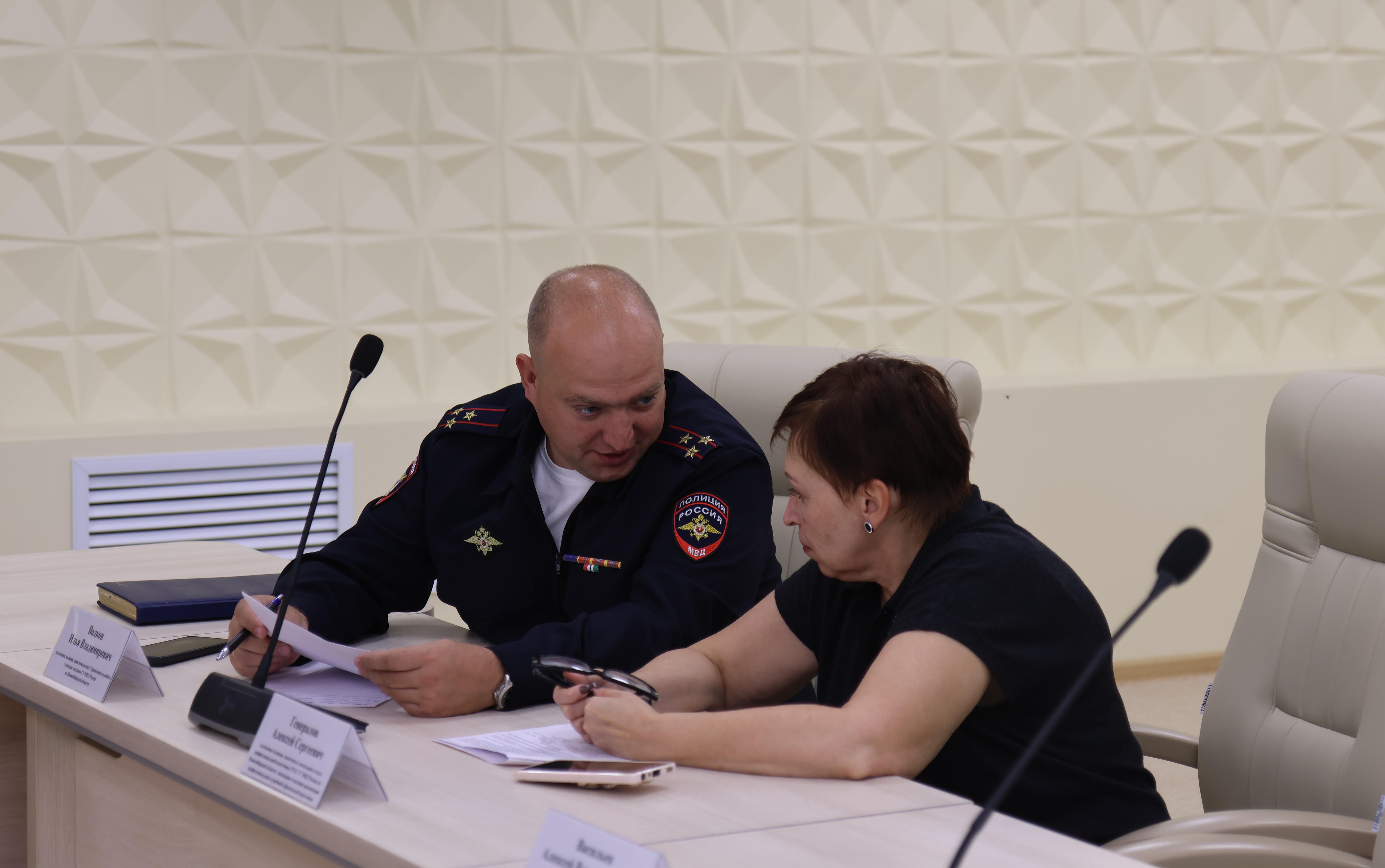 ФОТО к новости: Студенты НГПУ будут проходить практику в ГУ МВД России по Новосибирской области