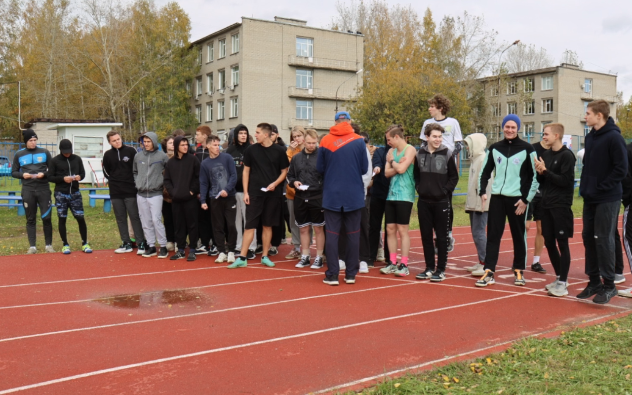 ФОТО к новости: НГПУ принял участие во Всероссийской акции «СТУДзаБЕГ»