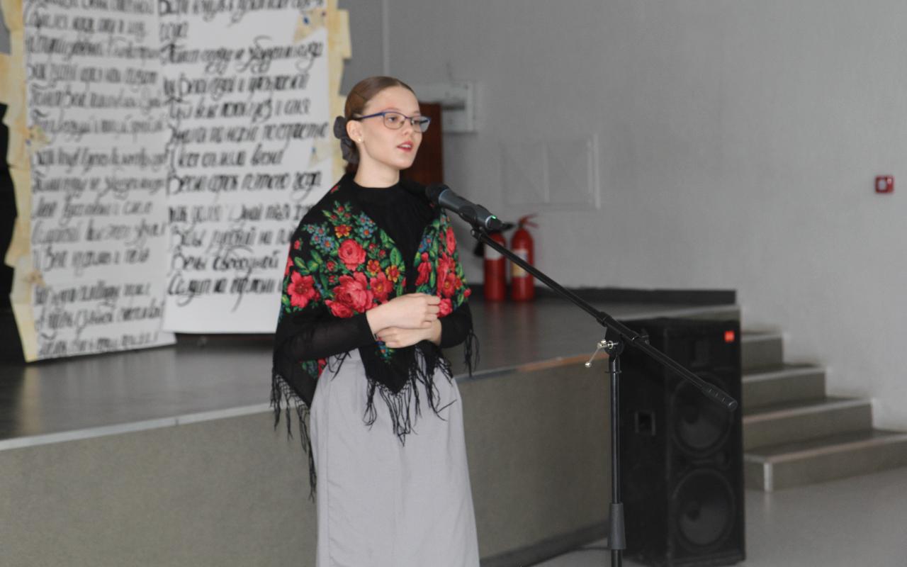 ФОТО к новости: И снова в путь «По страницам памяти»: в НГПУ подвели итоги конкурса чтецов