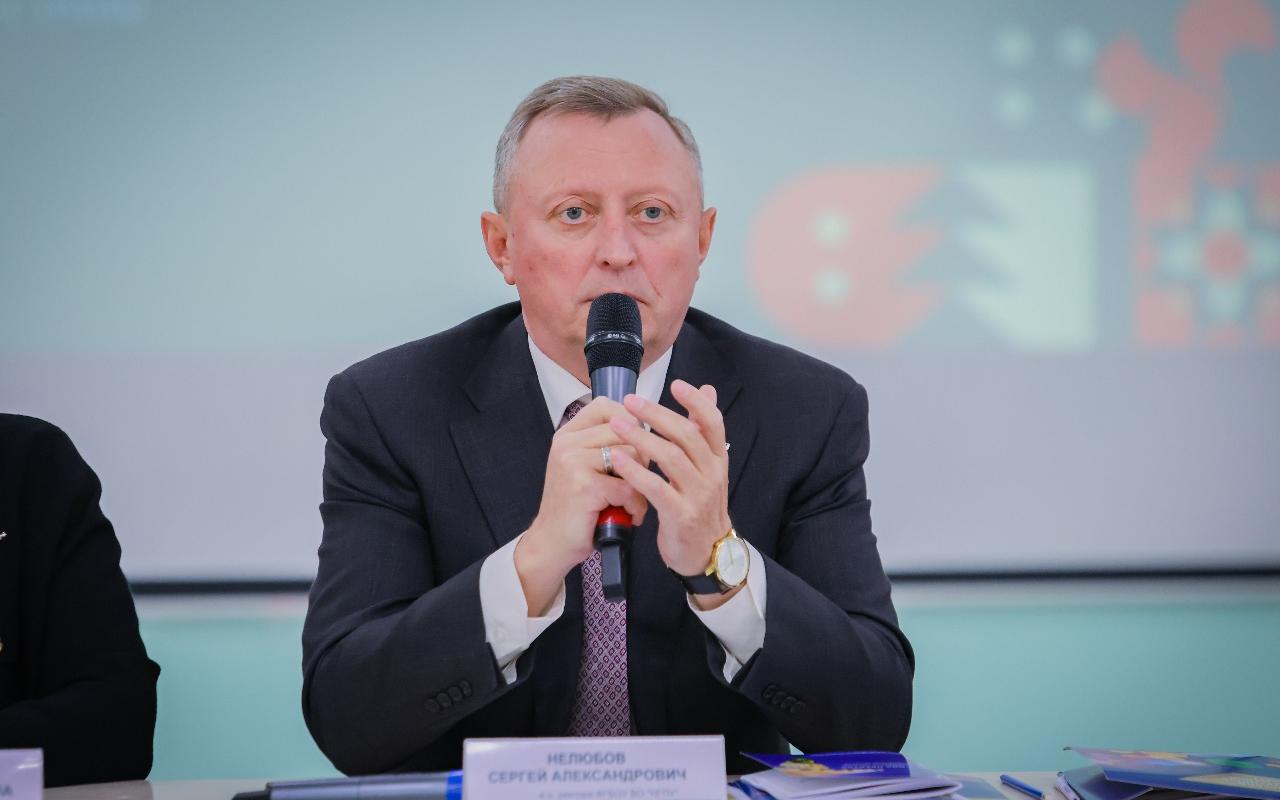 ФОТО к новости: Коллектив НГПУ получил благодарность Президента Российской Федерации