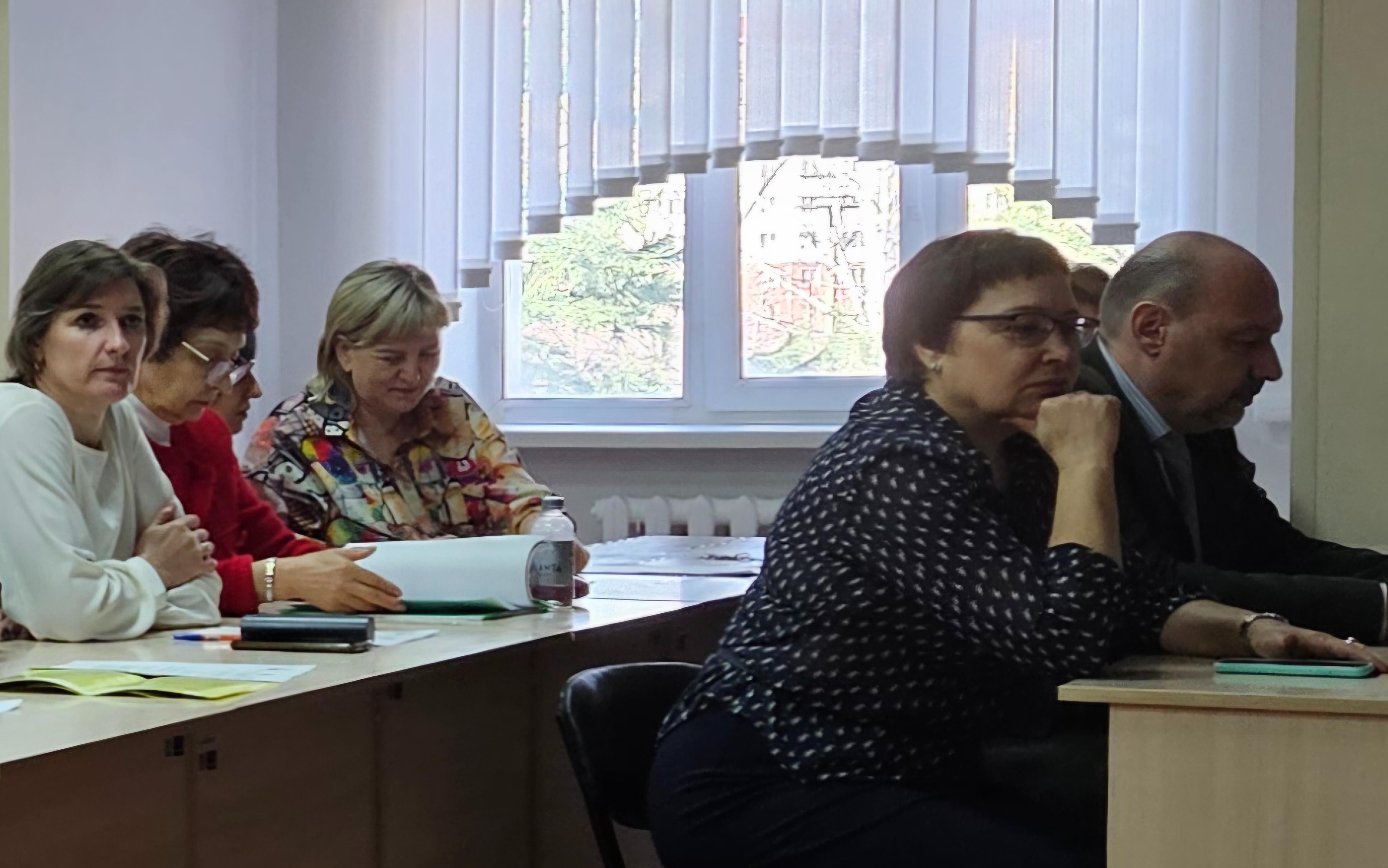 ФОТО к новости: «Новая реальность» в экономике, менеджменте и социальных коммуникациях формируется в НГПУ