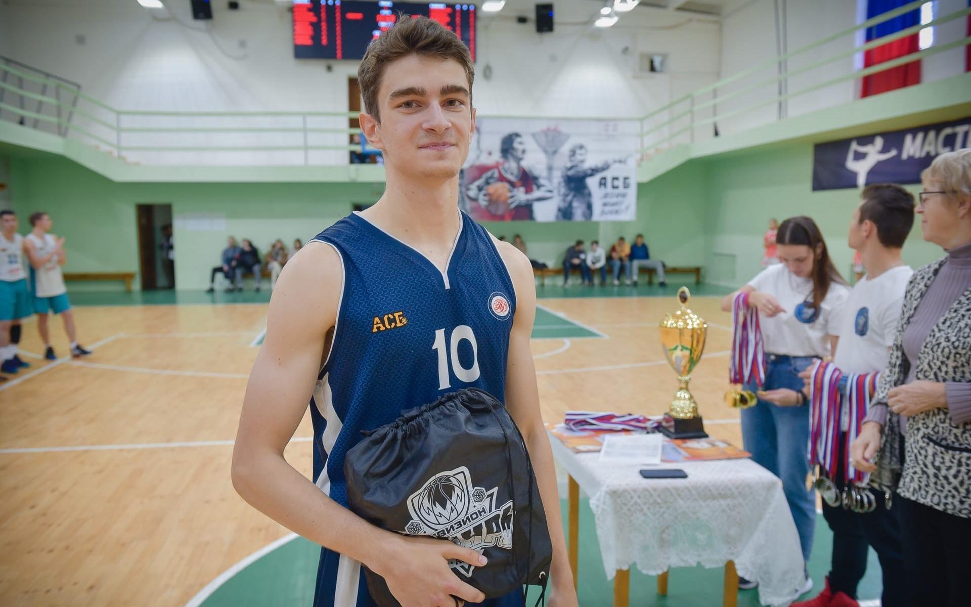 ФОТО к новости: Баскетболисты НГПУ завоевали Кубок Реша