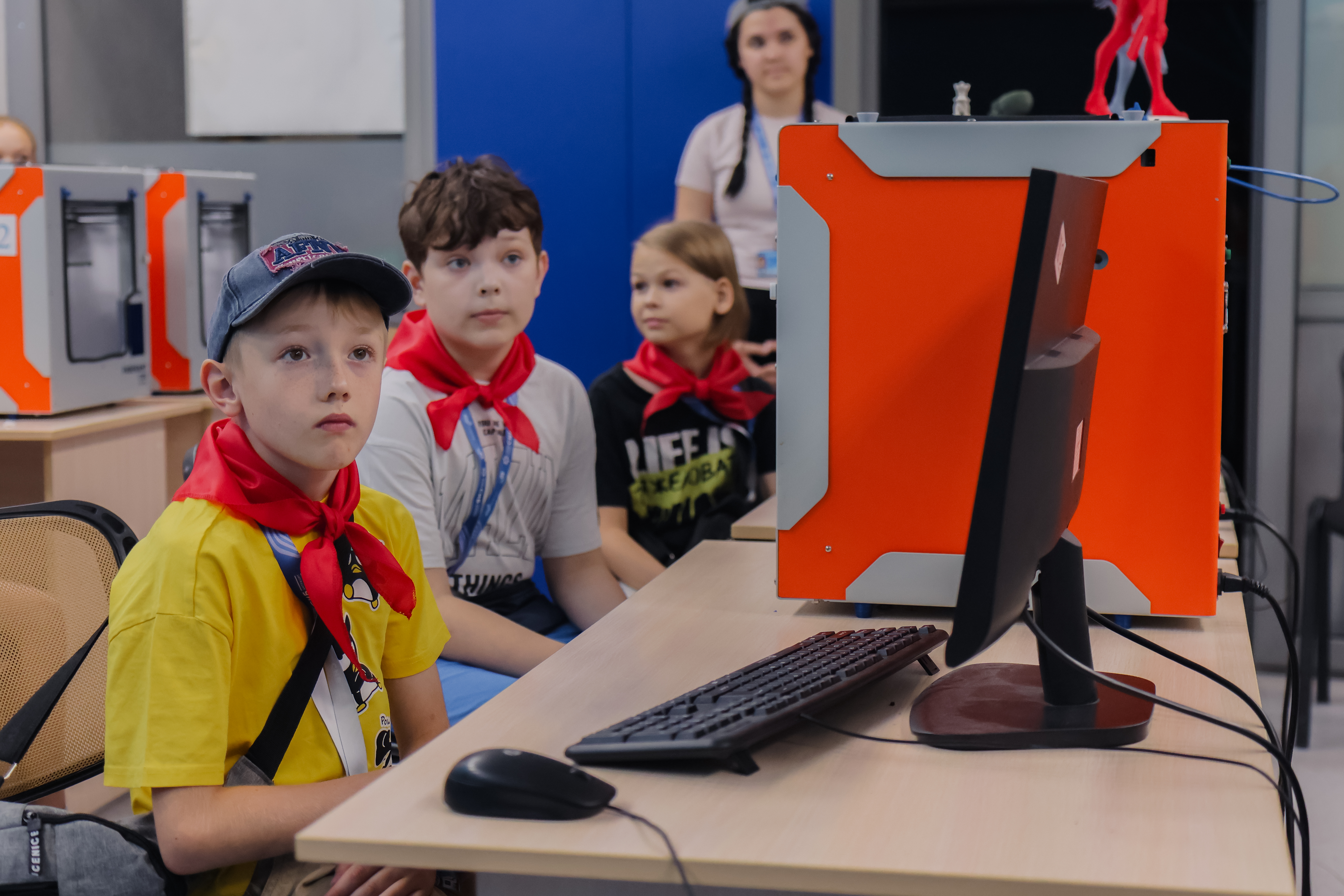 ФОТО к новости: В НГПУ стартовала инженерная смена «Космодром 28» для школьников