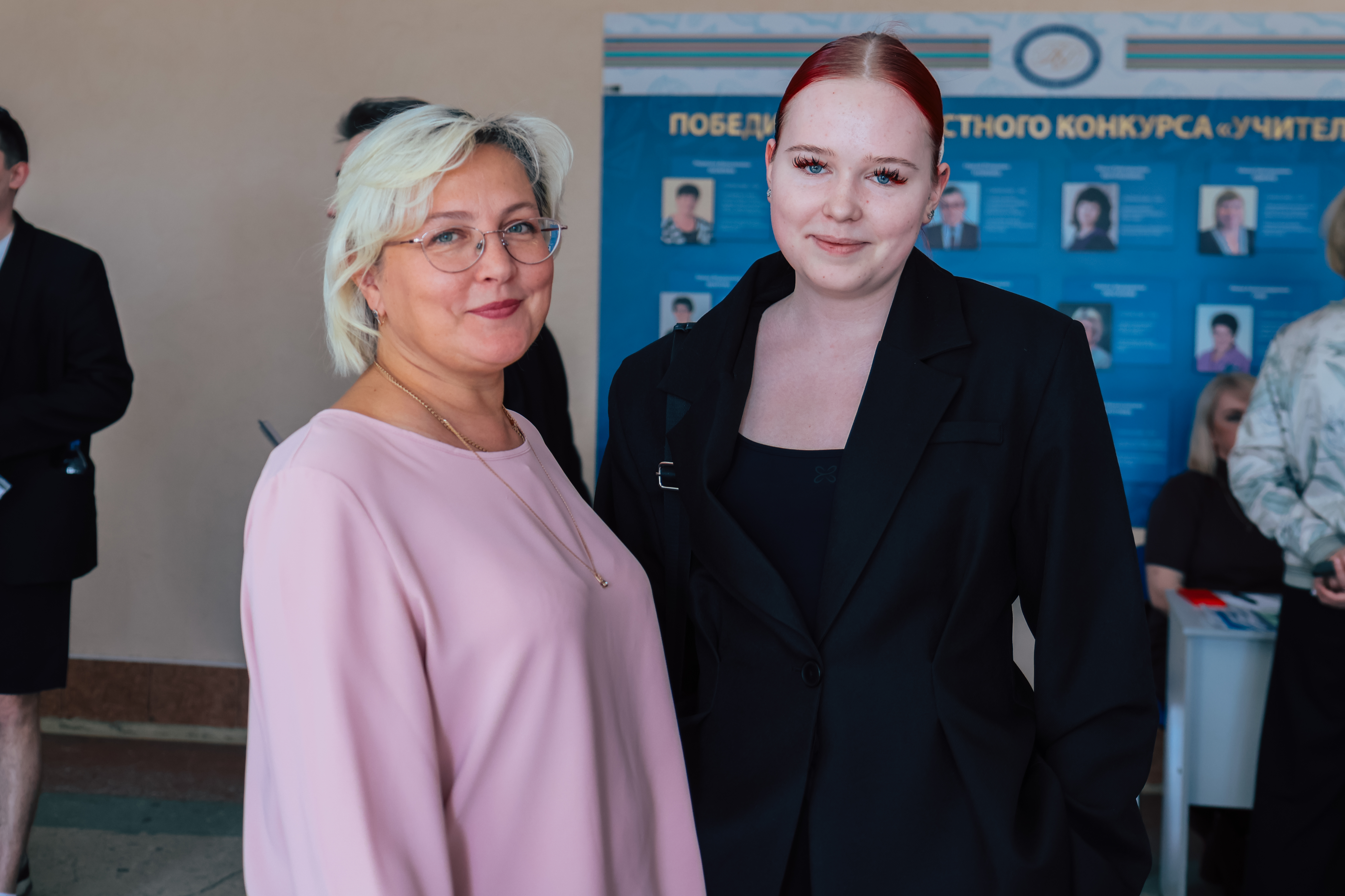 ФОТО к новости: Работодатели и будущие учителя встретились в НГПУ на Дне работодателя