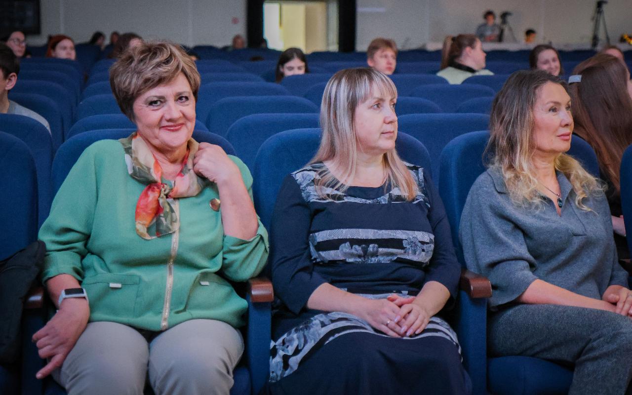 ФОТО к новости: В НГПУ отметили 40-летие подготовки педагогов для системы дошкольного образования