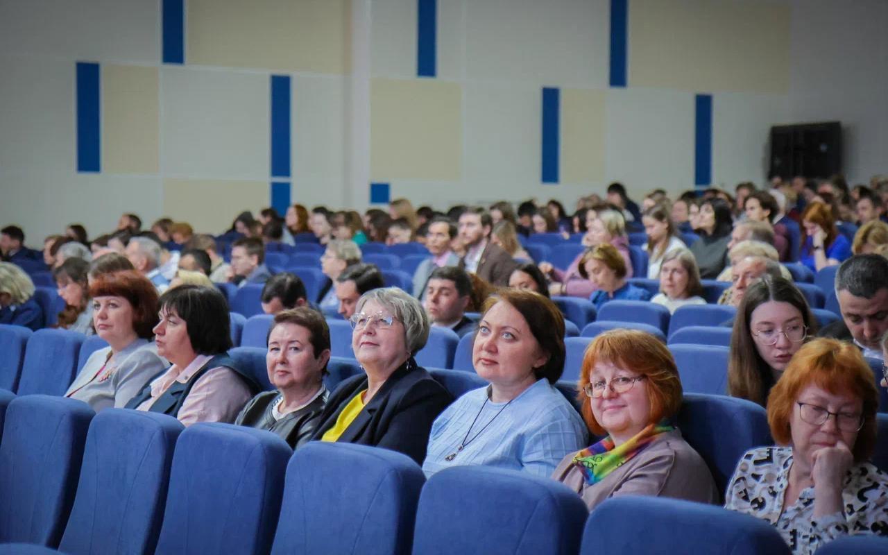 ФОТО к новости: Андрей Травников: «НГПУ становится авторитетной площадкой для вузовского сообщества»