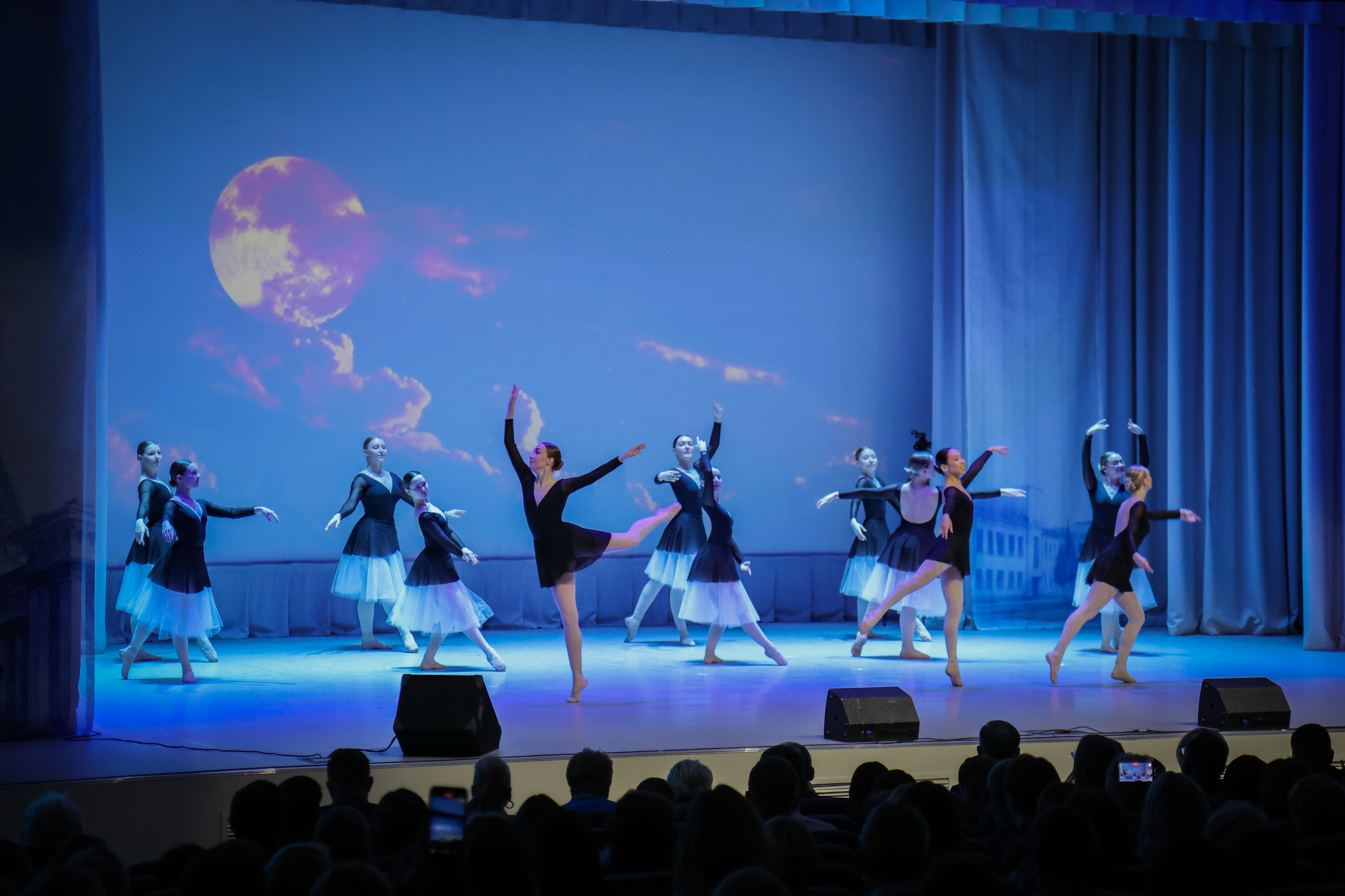 ФОТО к новости: И.о. ректора НГПУ Сергей Александрович Нелюбов: «Формула успеха НГПУ – люди, традиции, инновации»