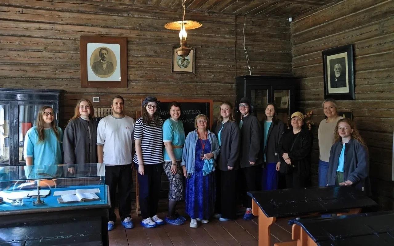 ФОТО к новости: «Время под яблоней не идёт»: неделя студентки НГПУ в усадьбе Чехова