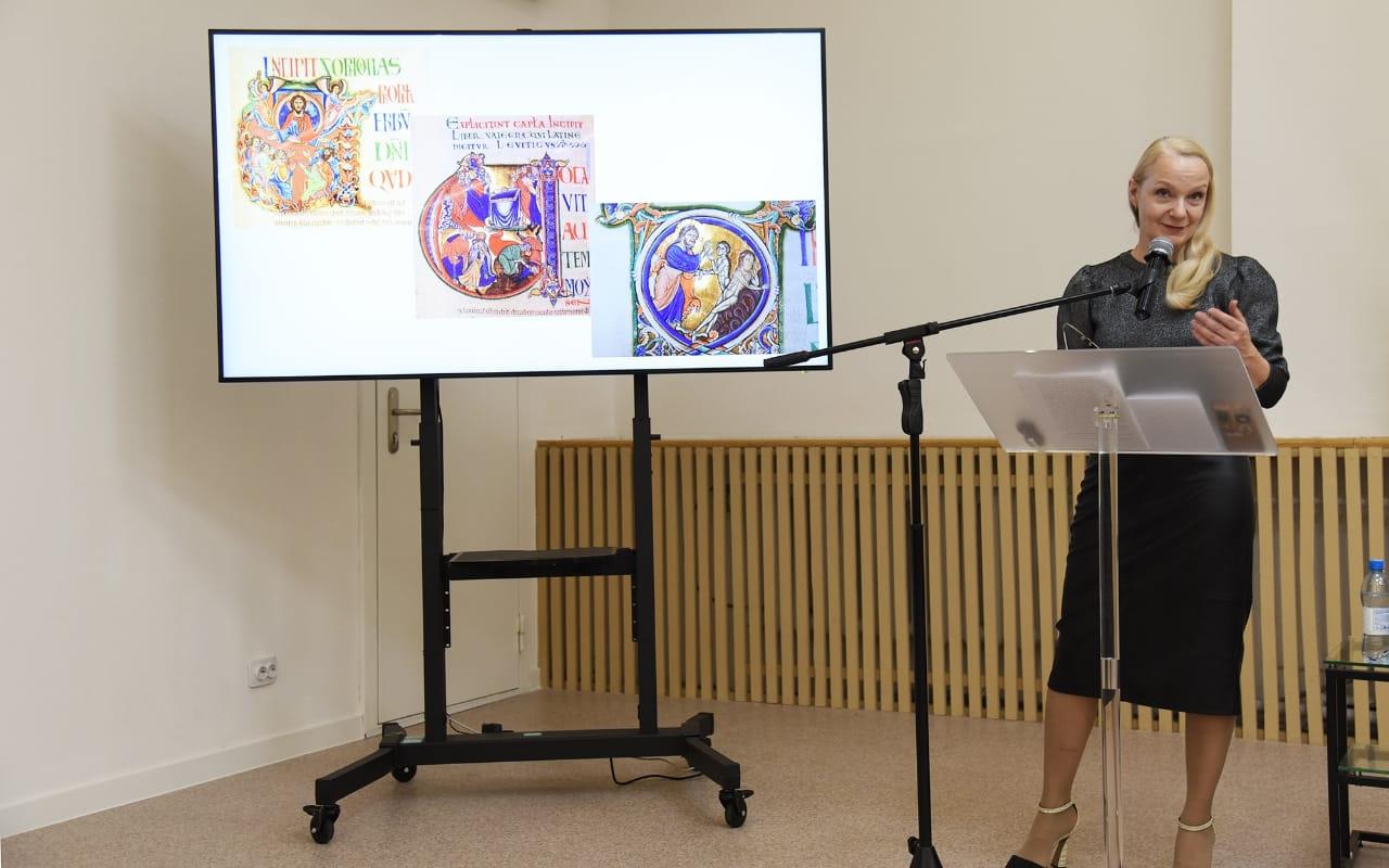 ФОТО к новости: Дневник ПедСибири: в Новосибирске обсудили эволюцию письма