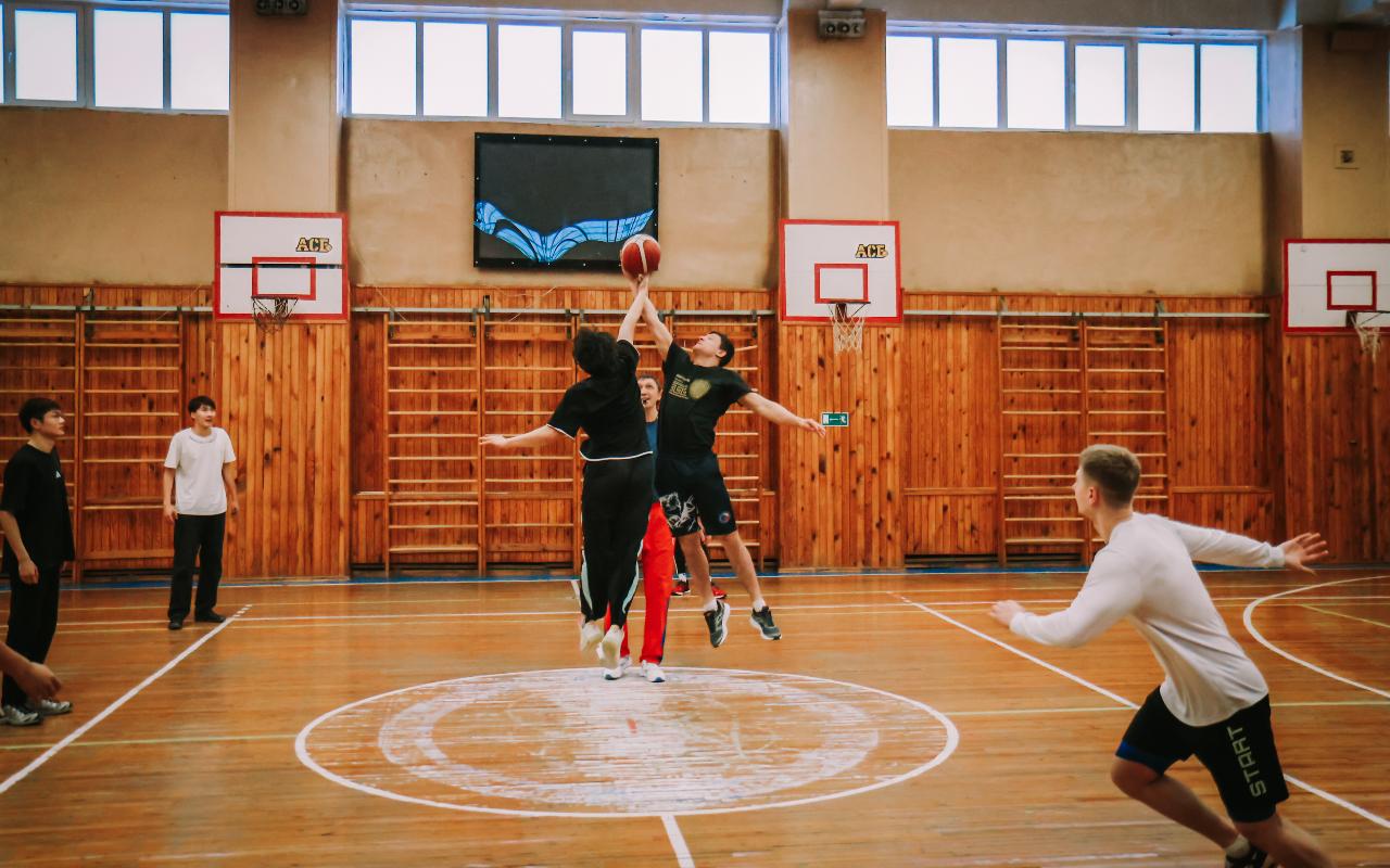 ФОТО к новости: Российско-китайский обмен: студенты НГПУ и Шаньдунского спортивного университета осваивают языки и боевые искусства