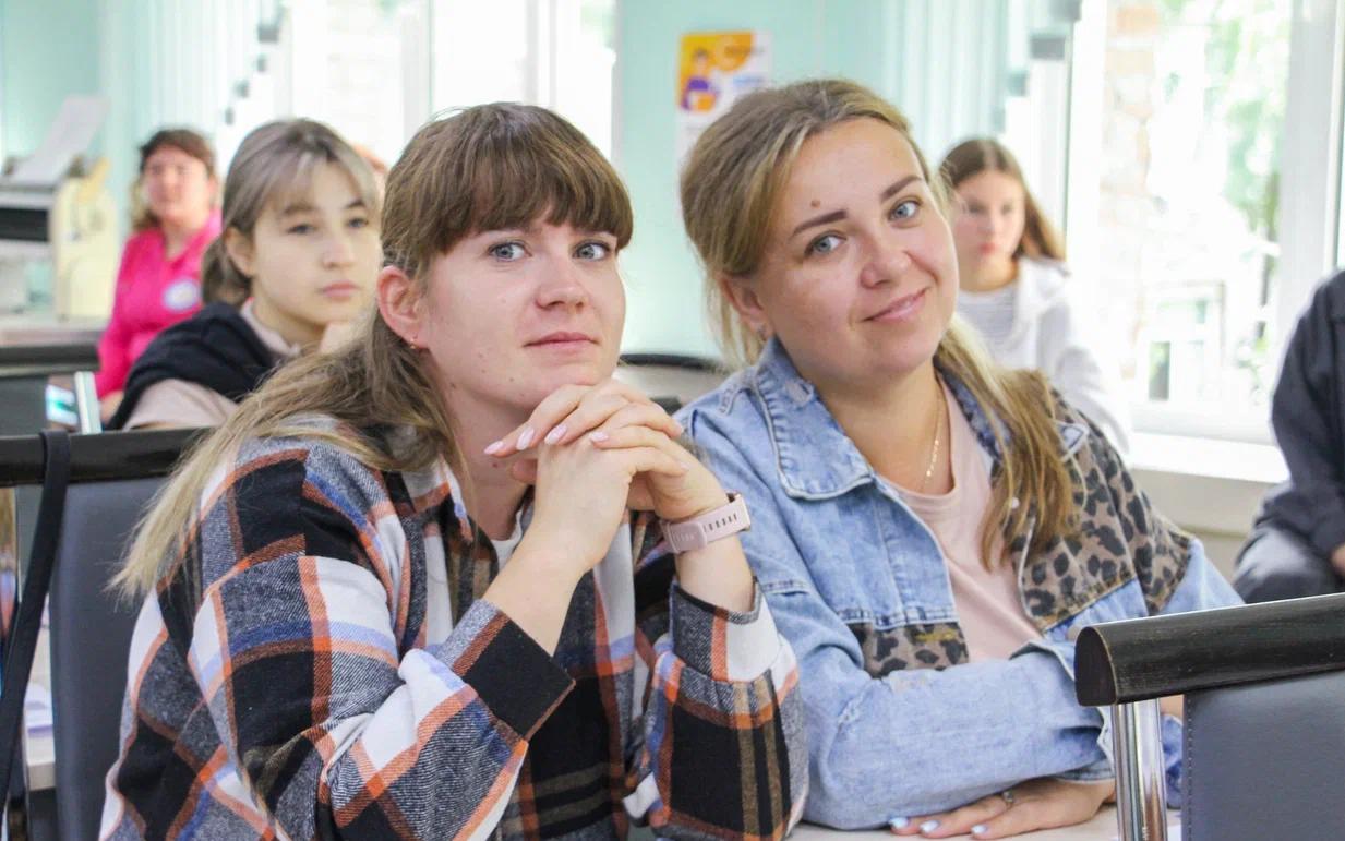 ФОТО к новости: Семья как ресурс: в НГПУ обсудили влияние проекта «Орлята России» на социальную активность родителей