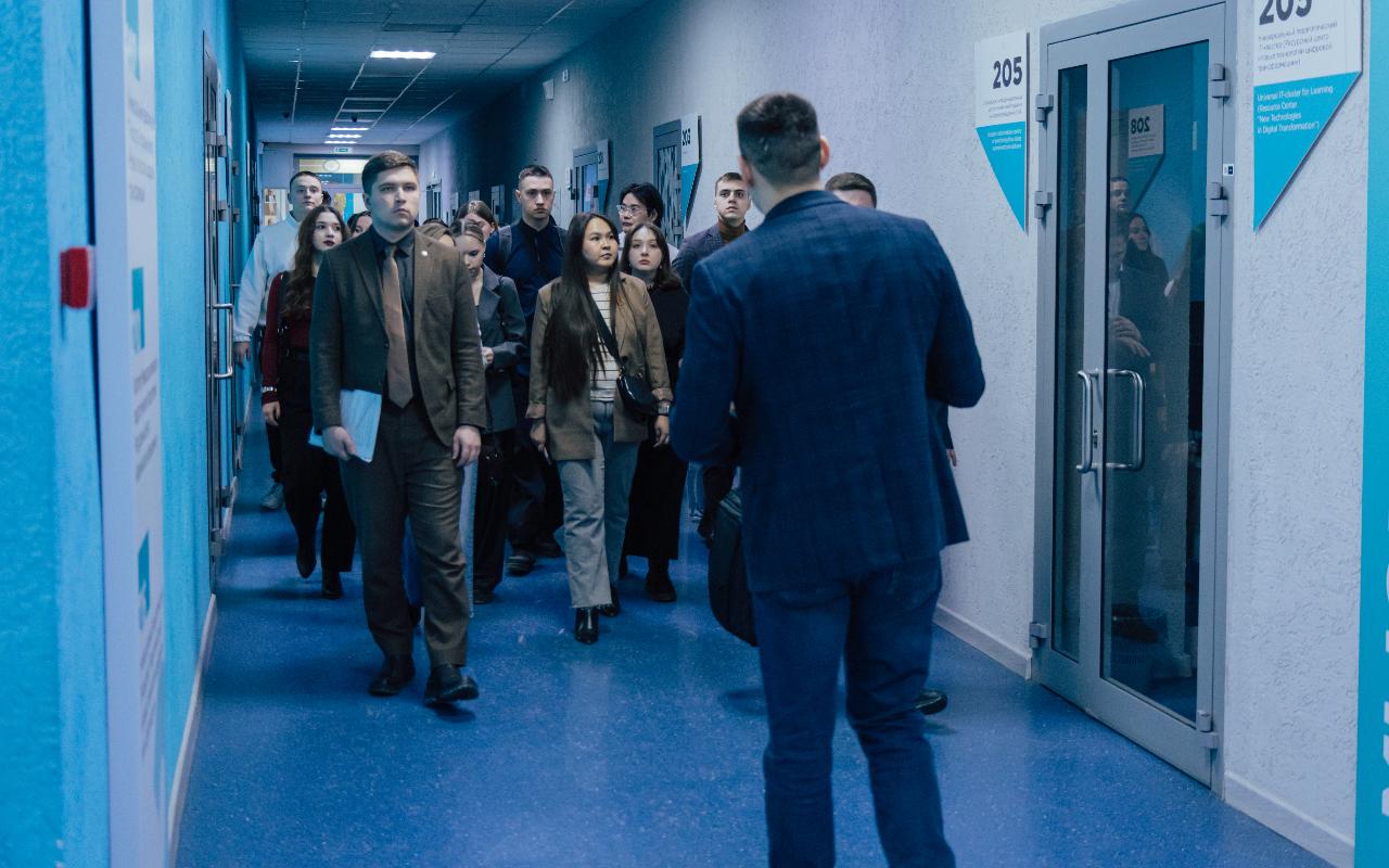 ФОТО к новости: В НГПУ обсудили развитие студенческого профсоюзного движения в Сибирском федеральном округе