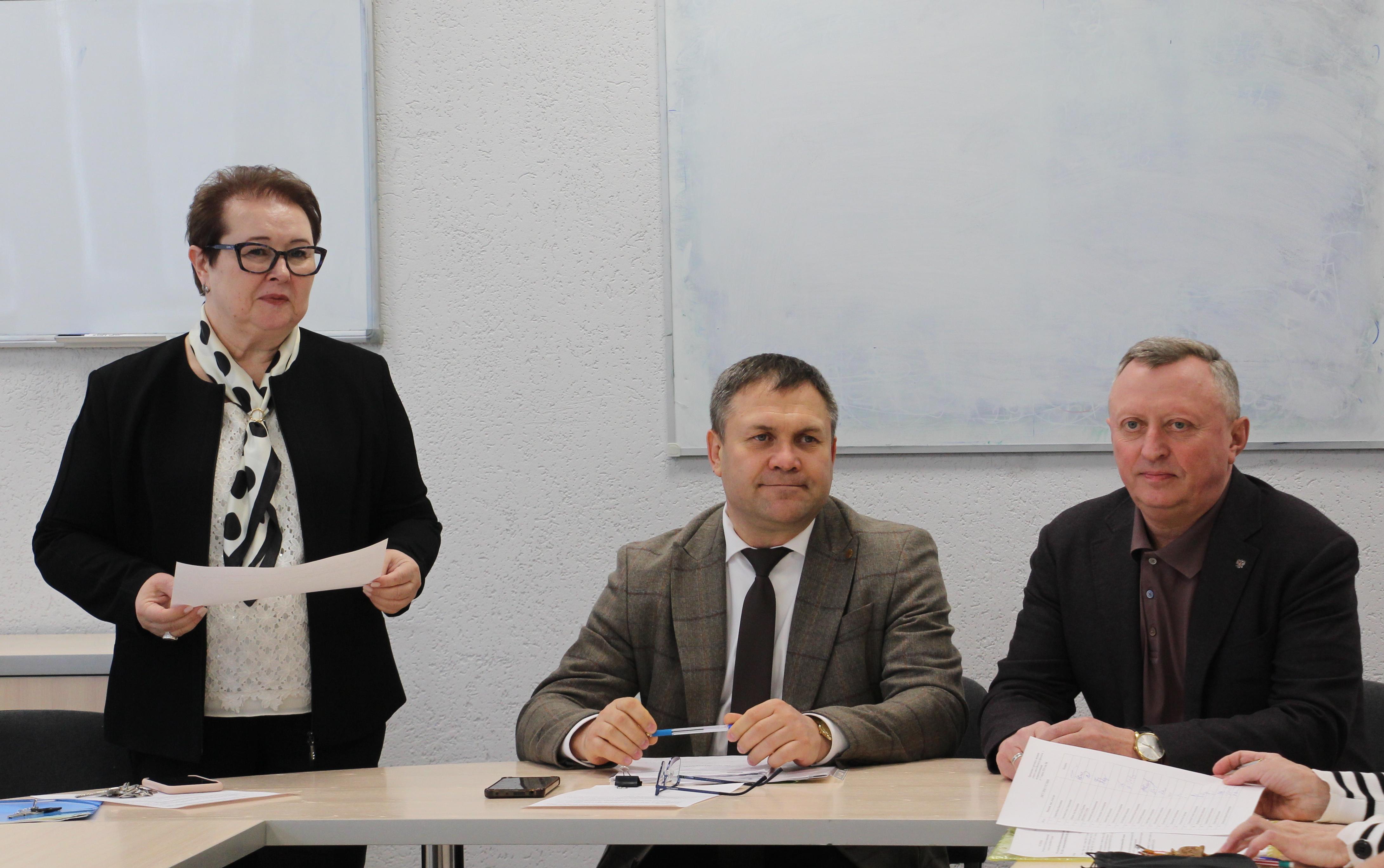 ФОТО к новости: Развитие Института филологии и медиакоммуникаций НГПУ: тесная взаимосвязь с университетом