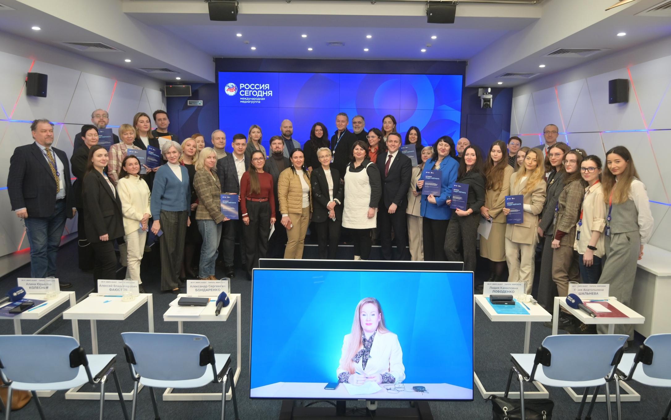 ФОТО к новости: НГПУ в публичном информационном пространстве: 4 место среди педвузов, 45 место среди университетов страны