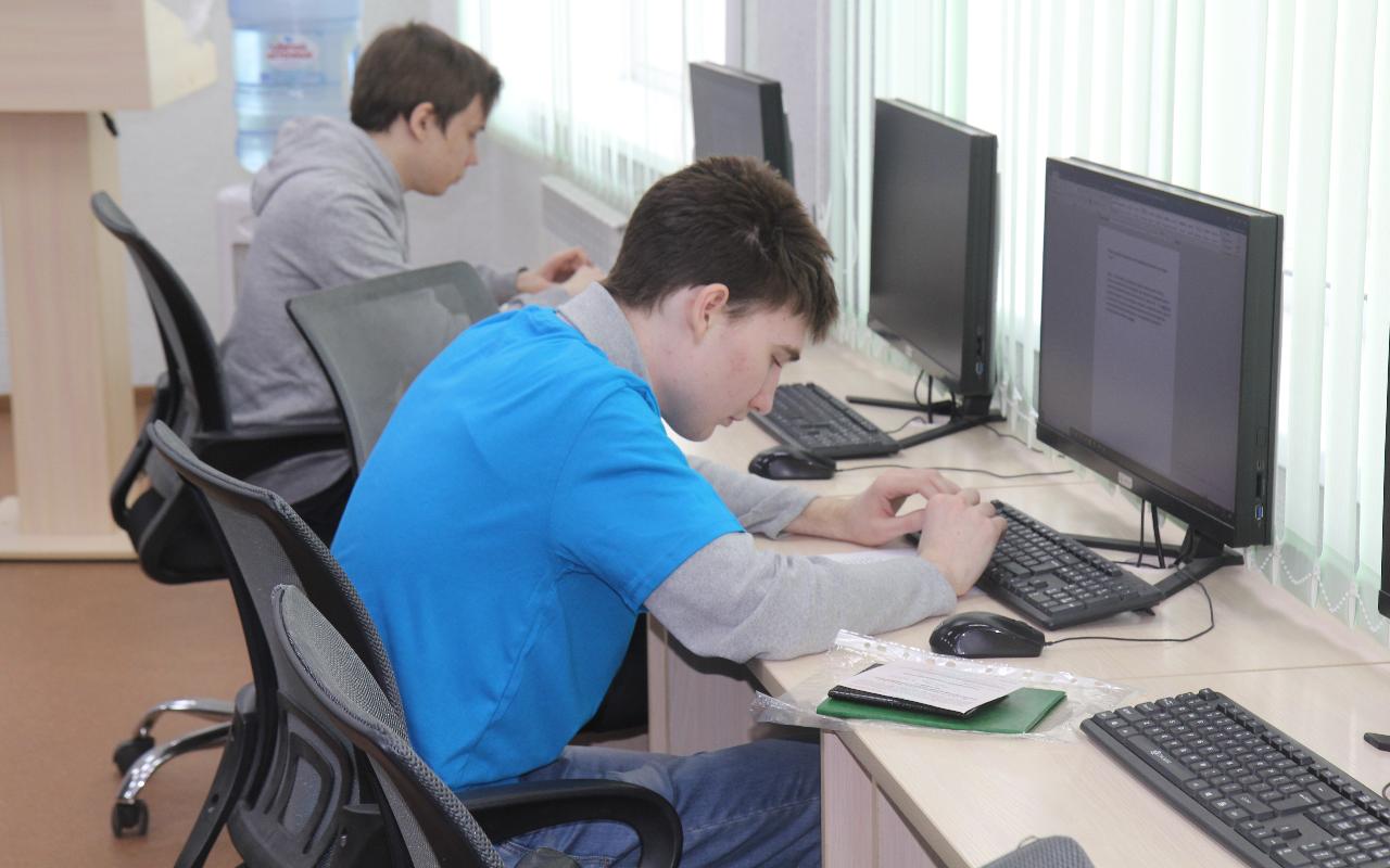 ФОТО к новости: Поверить в себя и раскрыть потенциал: в НГПУ стартовал чемпионат «Абилимпикс»