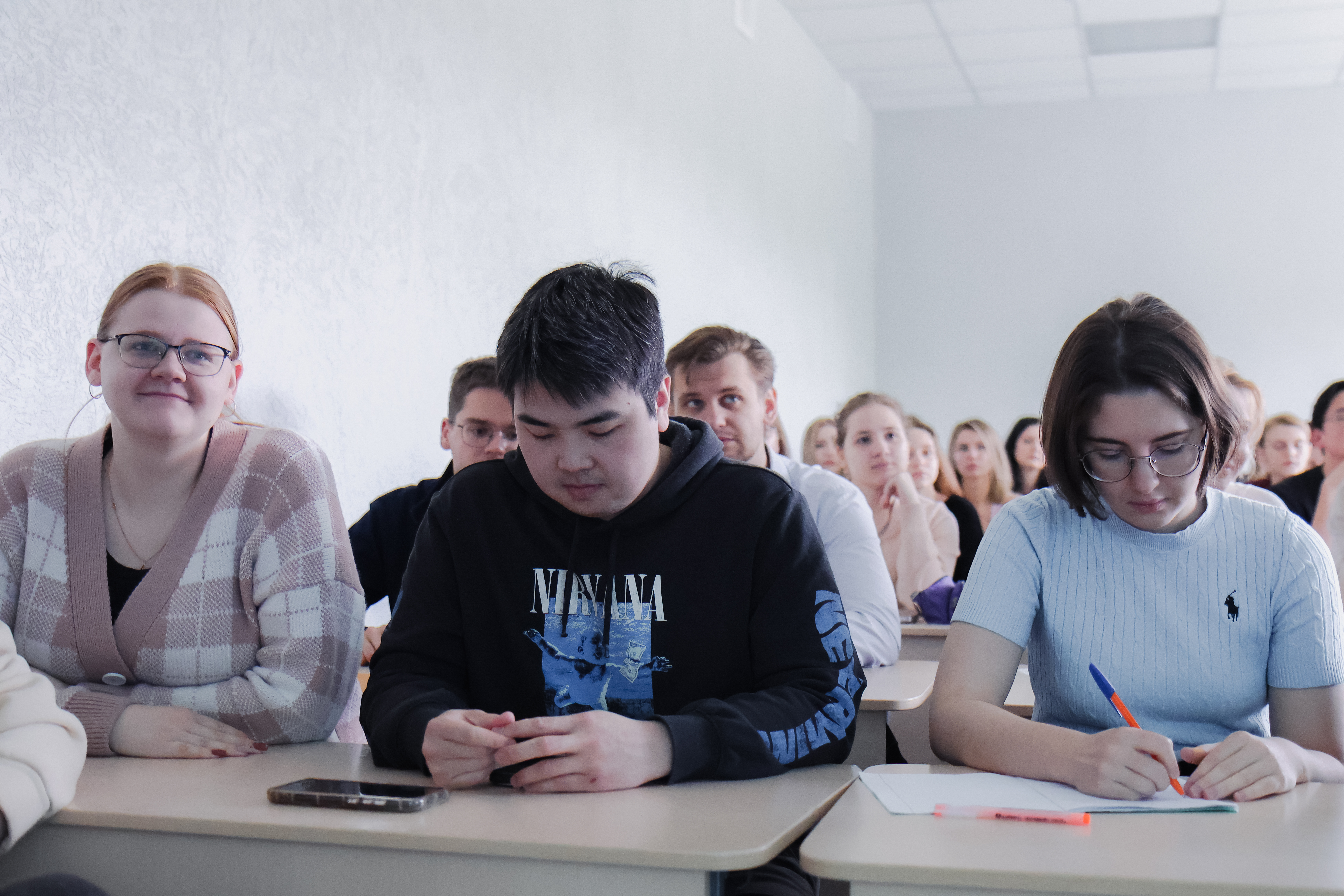 ФОТО к новости: НГПУ и Университет Сайдзу провели цикл совместных дистанционных лекций