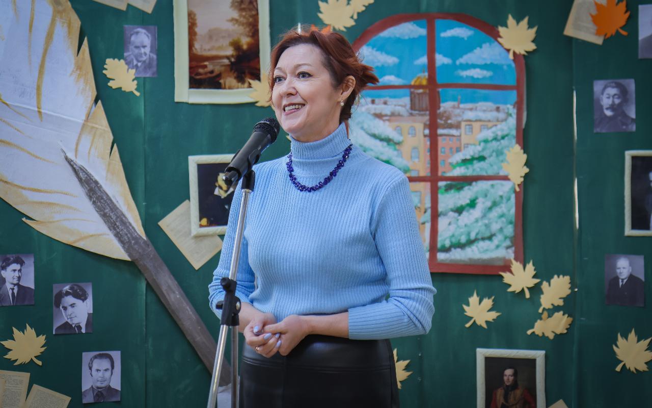 ФОТО к новости: В НГПУ прошёл открытый микрофон ко Дню родного языка