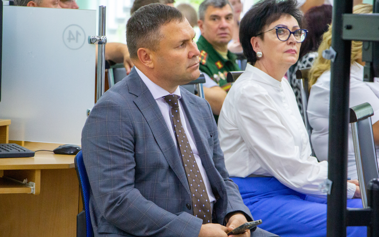 ФОТО к новости: Больше чем спорт: в НГПУ обсудили развитие самбо в Новосибирской области