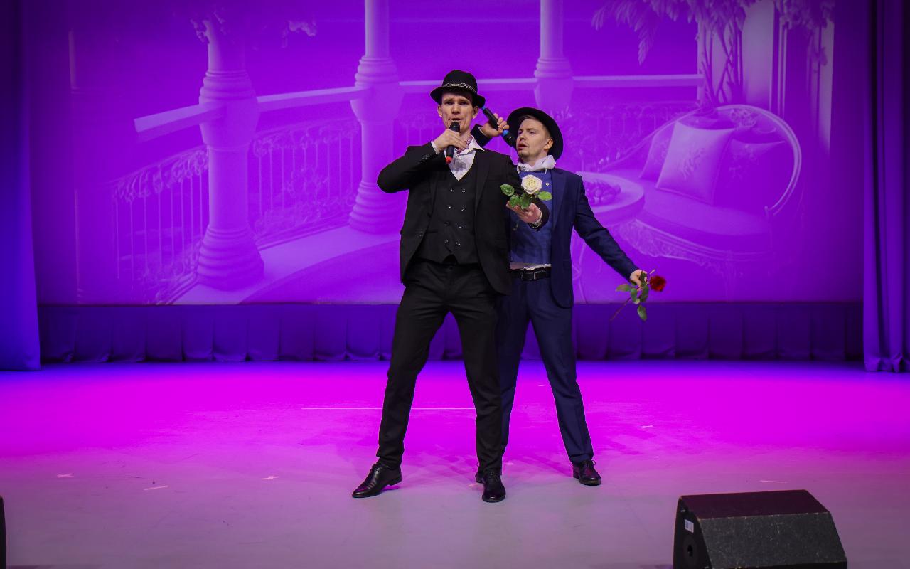 ФОТО к новости: «Для милых дам…»: в НГПУ прошёл праздничный концерт к Международному женскому дню